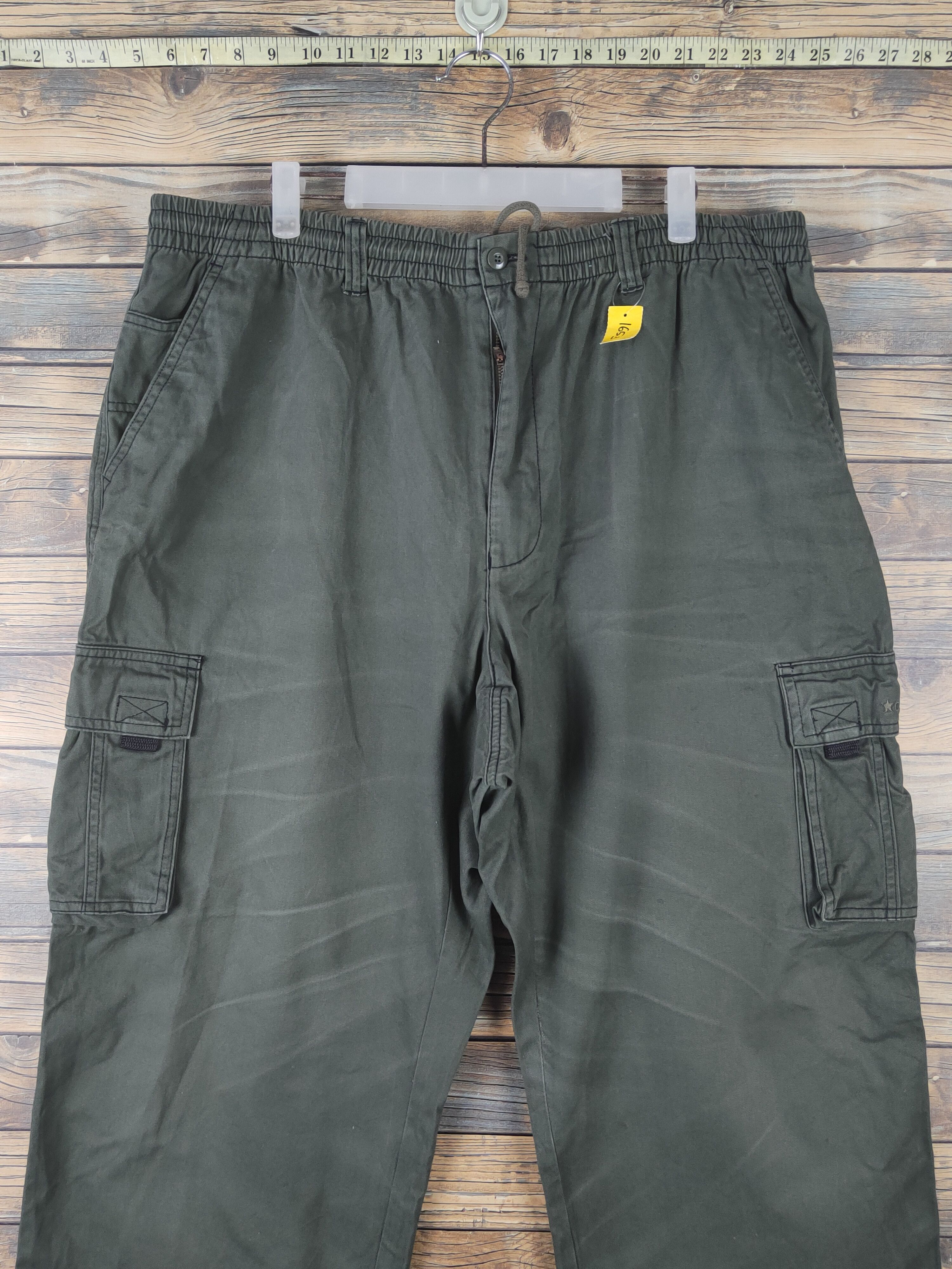 Japanese Brand DL Japanese Brand Dark Green Multipocket Cargo Pants #1653 Size US 36 / EU 52 - 2 Thumbnail