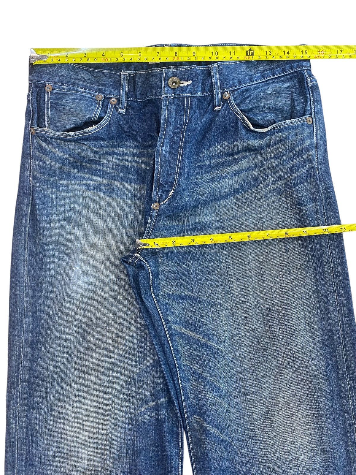 Uniqlo Uniqlo Vintage Whiskers Faded Wash Style Loose Jeans Size US 30 / EU 46 - 5 Thumbnail