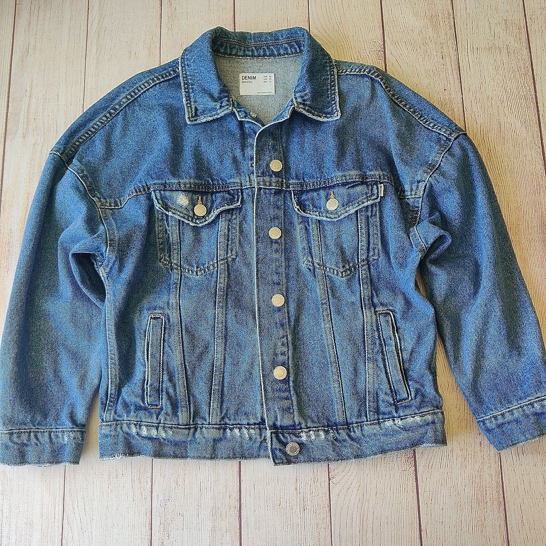 Bershka Bershka oversized lightly distressed denim jacket sz XS Size XS / US 0-2 / IT 36-38 - 5 Thumbnail