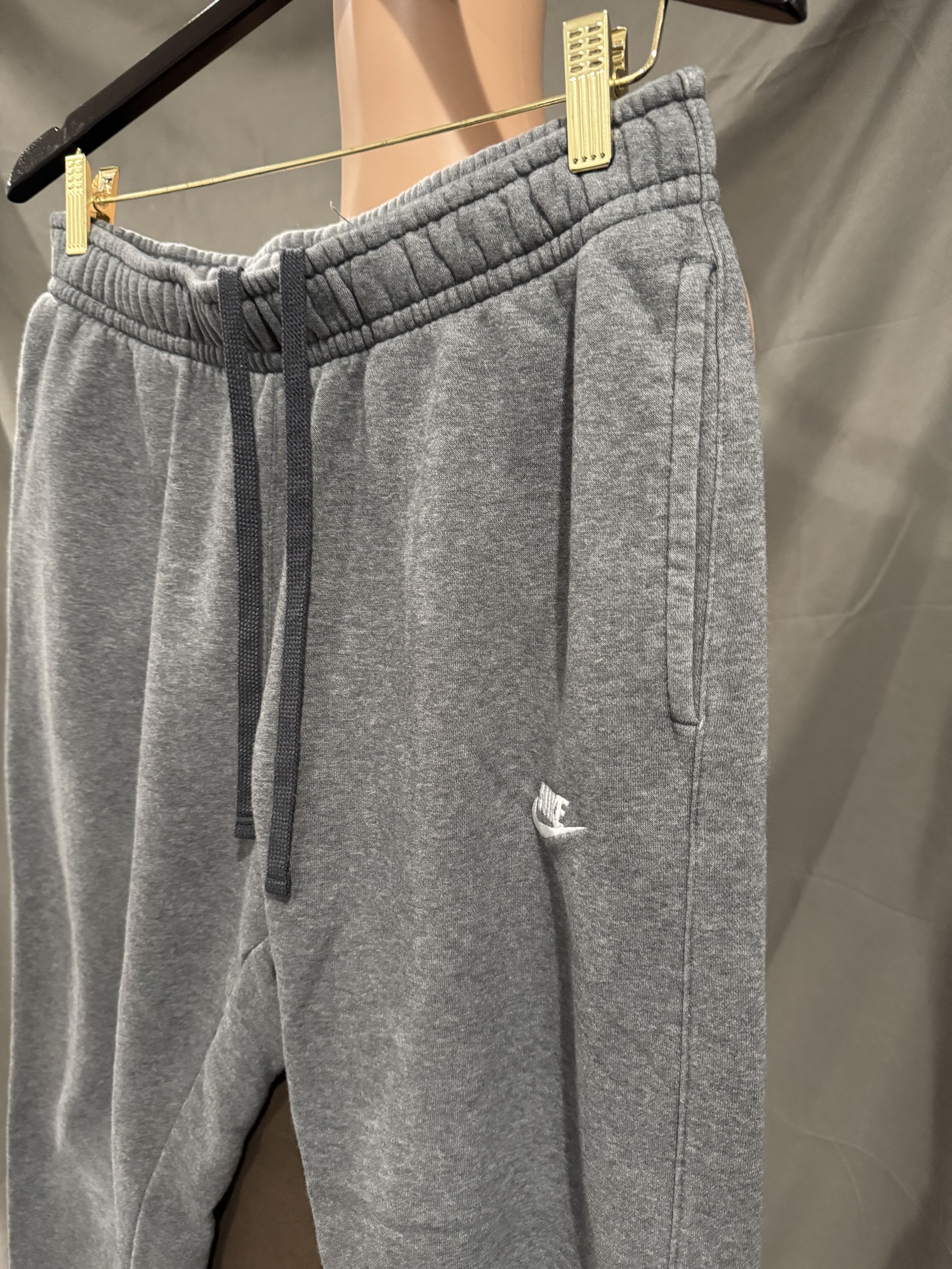 Nike Nike Fleece Jogger Sweatpant Charcoal Heather Size Medium Size US 32 / EU 48 - 6 Thumbnail