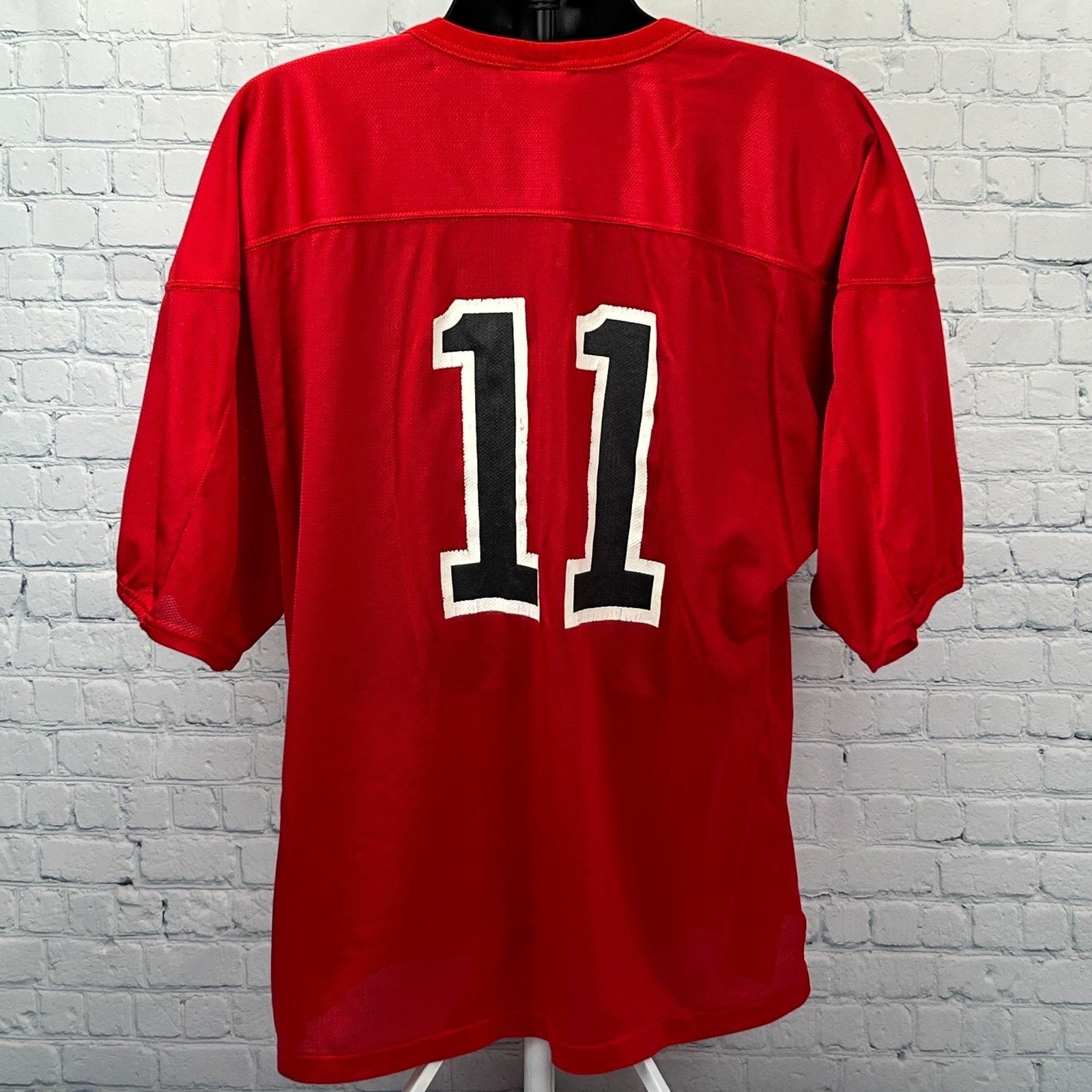 Vintage Vintage 90s Wisconsin Badgers Football Jersey Shirt Red XL Size US XL / EU 56 / 4 - 2 Thumbnail