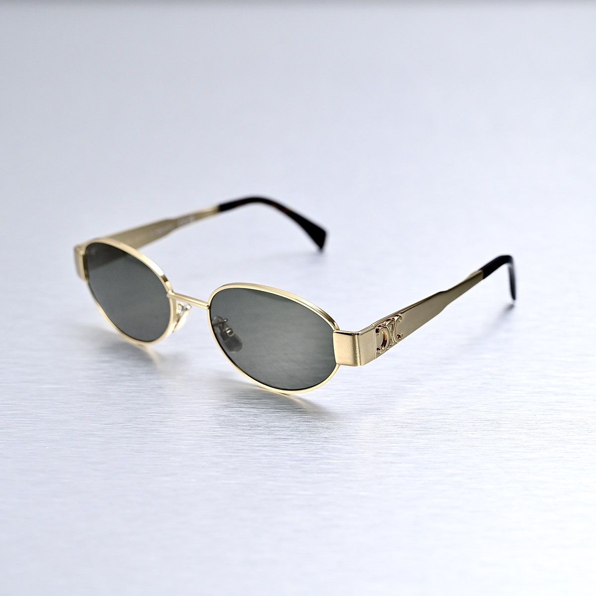Yves Saint Laurent CELINE CL40235U SUNGLASSES Size ONE SIZE - 1 Thumbnail