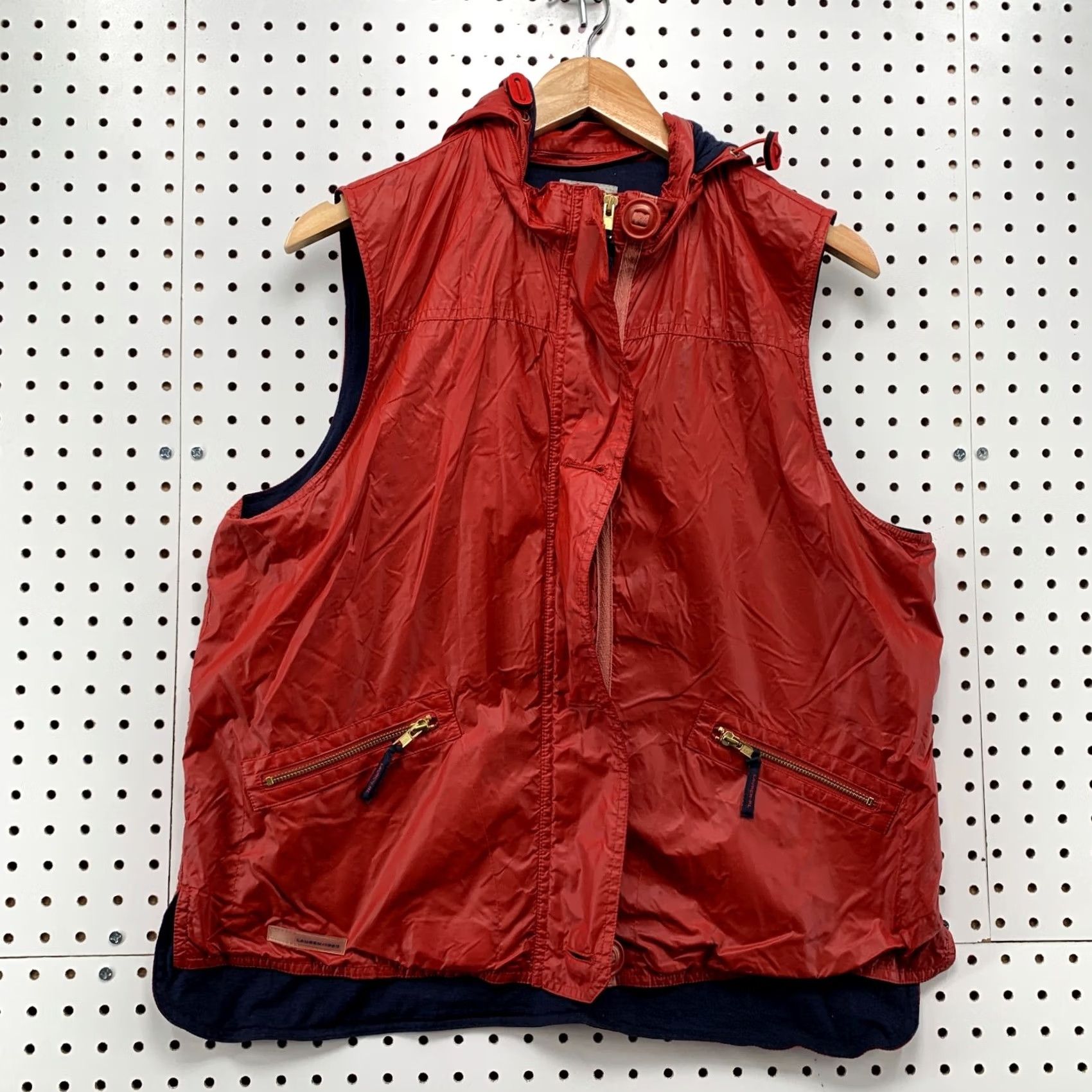 Ralph Lauren LRL Lauren Ralph Lauren Hooded Windbreaker Vest Red Womens Large NYLON Windbreaker Vest NYLON Hooded Size L / US 10 / IT 46 - 5 Thumbnail