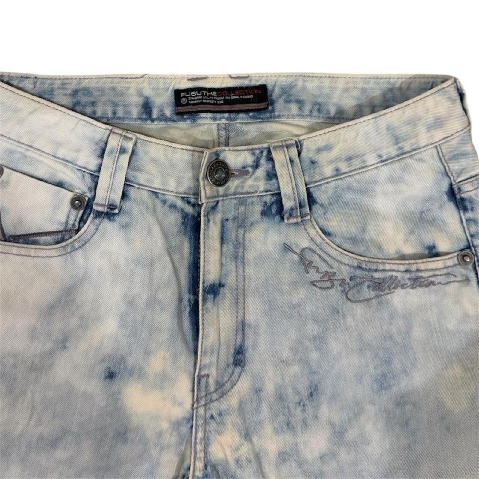 Fubu Fubu collection light wash jorts with embroidered font Size US 30 / EU 46 - 4 Thumbnail