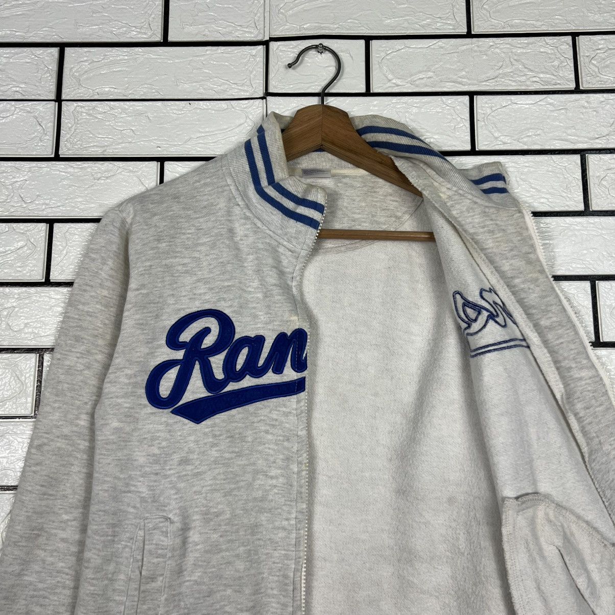 MLB MLB RANGERS T Big Logo Turtleneck Sweater Jacket #4313-C195 Size US S / EU 44-46 / 1 - 9 Thumbnail