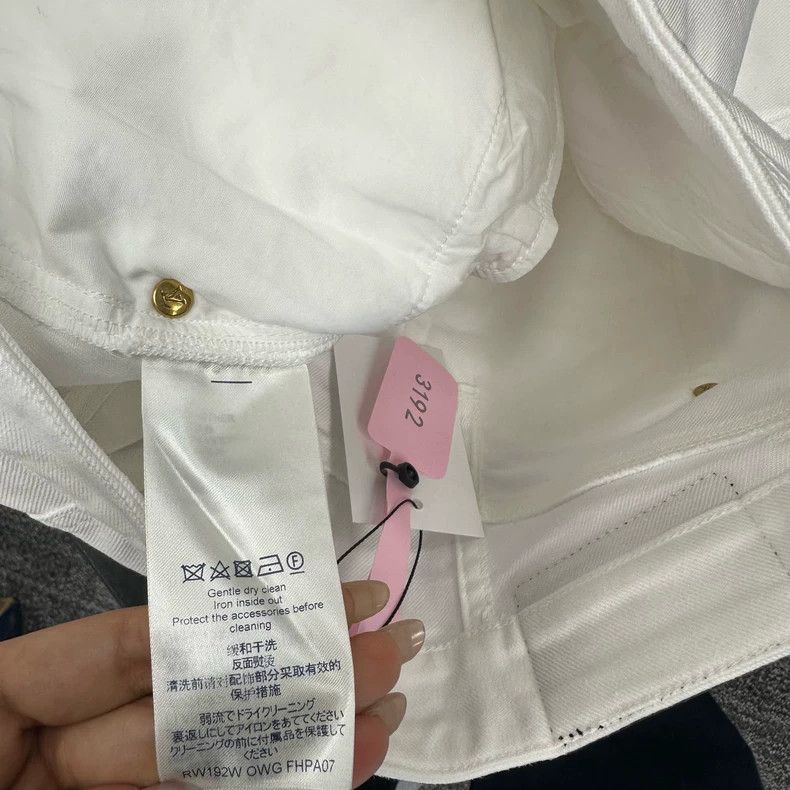 Louis Vuitton Louis Vuitton White denim pants Size US 38 / EU 54 - 5 Thumbnail