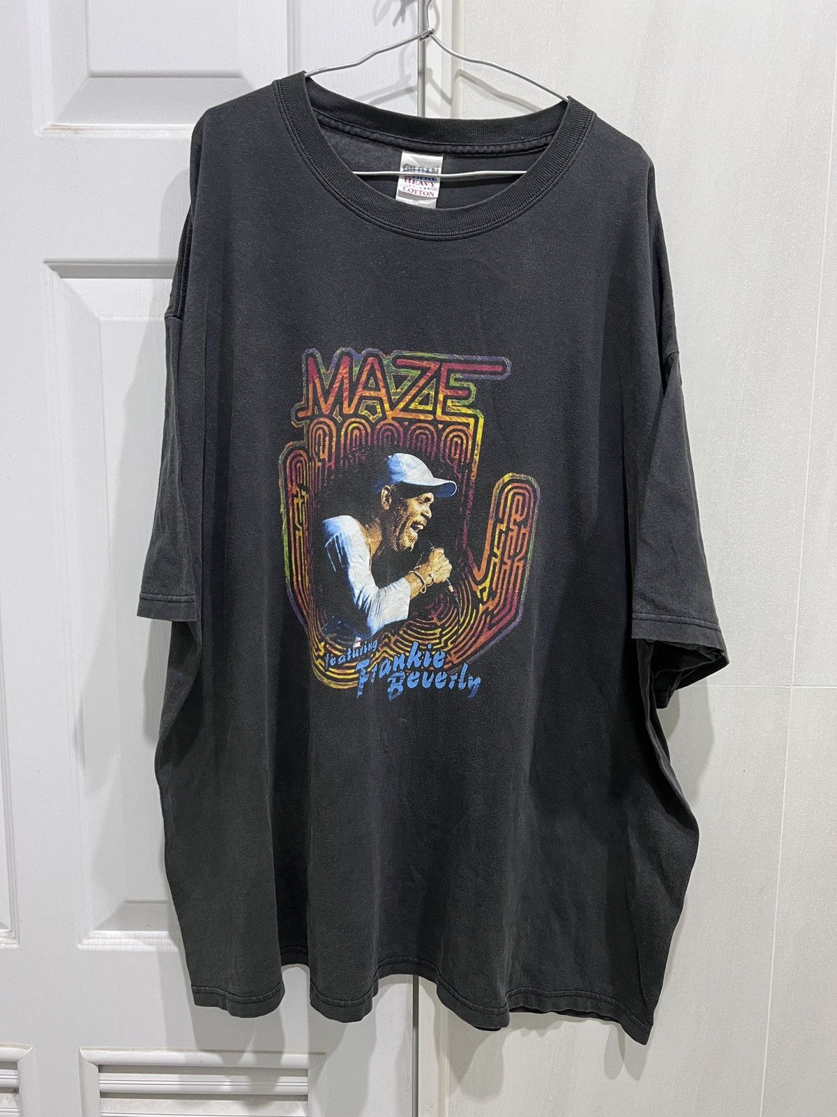 Band Tees × Rap Tees × Vintage Vintage Y2K MAZE featuring frankie beverly Tee 2XL Faded Size US XXL / EU 58 / 5 - 1 Thumbnail