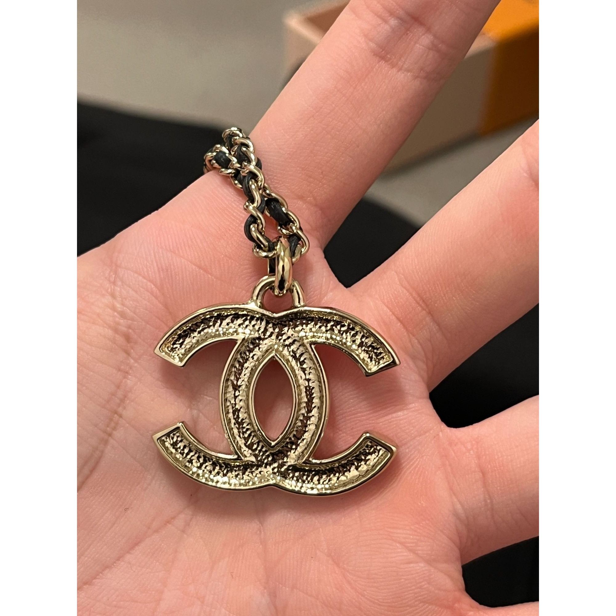 Chanel Chanel Authentic Gold-Plated Crystal Logo Pendant Necklace Size ONE SIZE - 3 Thumbnail