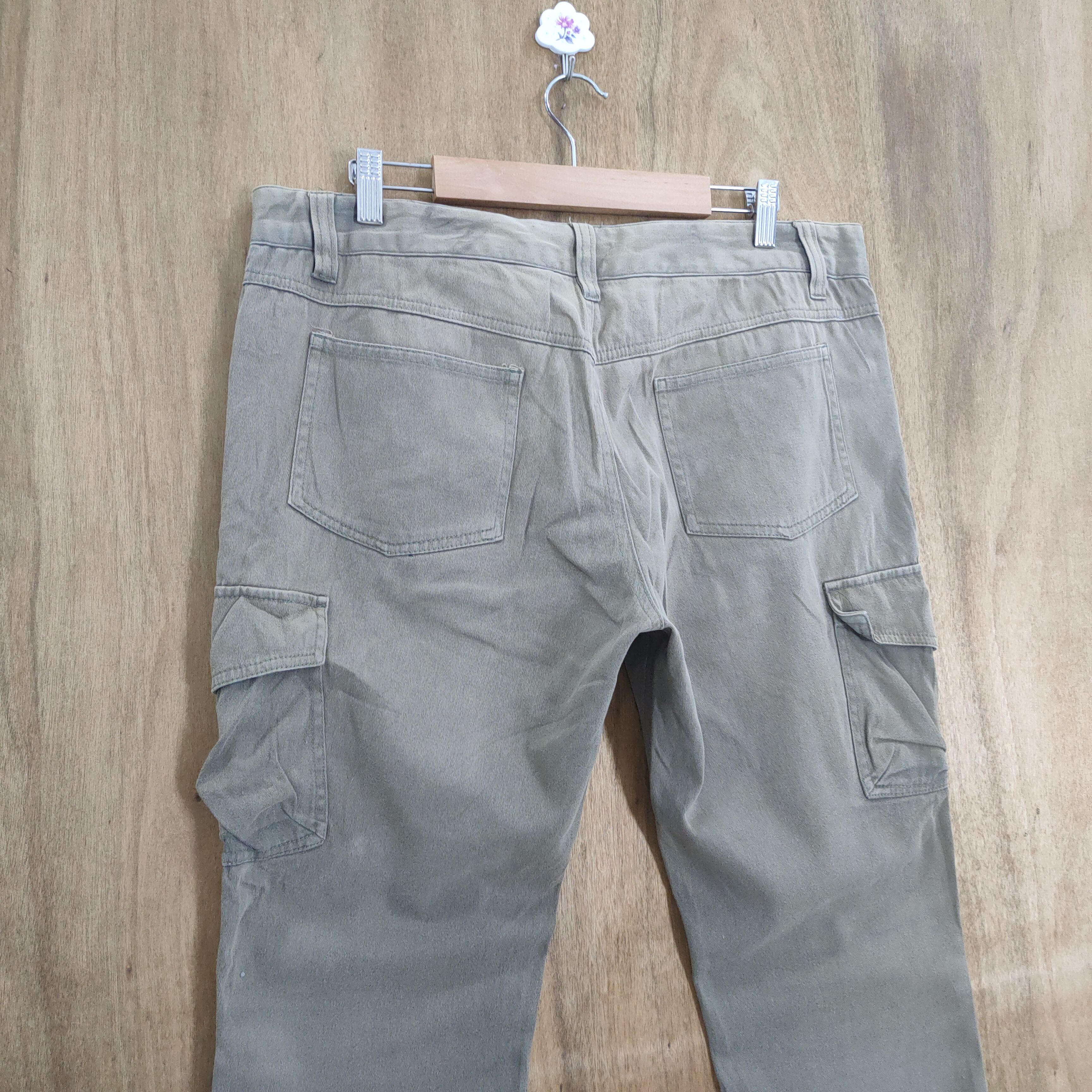 Japanese Brand VINTAGE JAPANESE PLG FADED CARGO PANTS Size US 34 / EU 50 - 7 Thumbnail