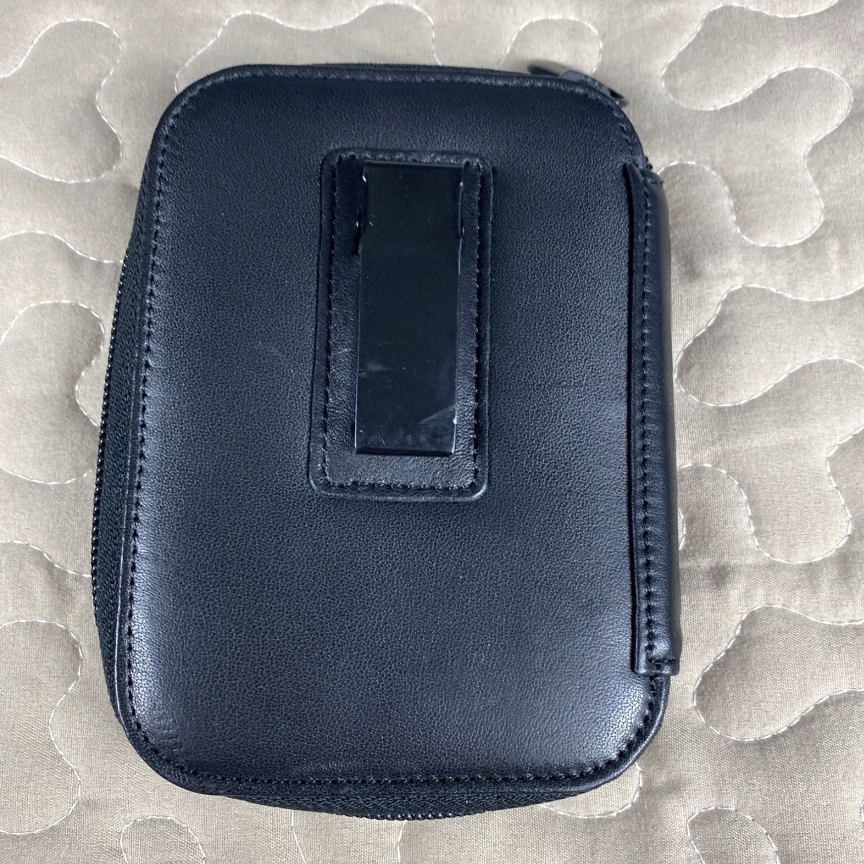 Briggs & Riley Briggs & Riley Black Leather Belt Clip Phone Case Wallet Travel Belt Clip Wallet Men Travel Black Leather Belt Clip Wallet Phone Case Briggs & Riley Size ONE SIZE - 2 Thumbnail