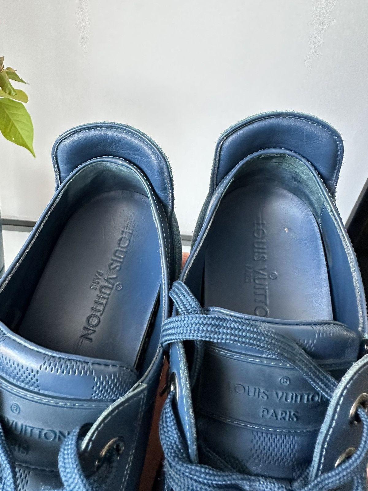 Louis Vuitton Louis Vuitton Damier Aventure Zip-up sneakers blue Size US 7 / EU 40 - 16 Thumbnail