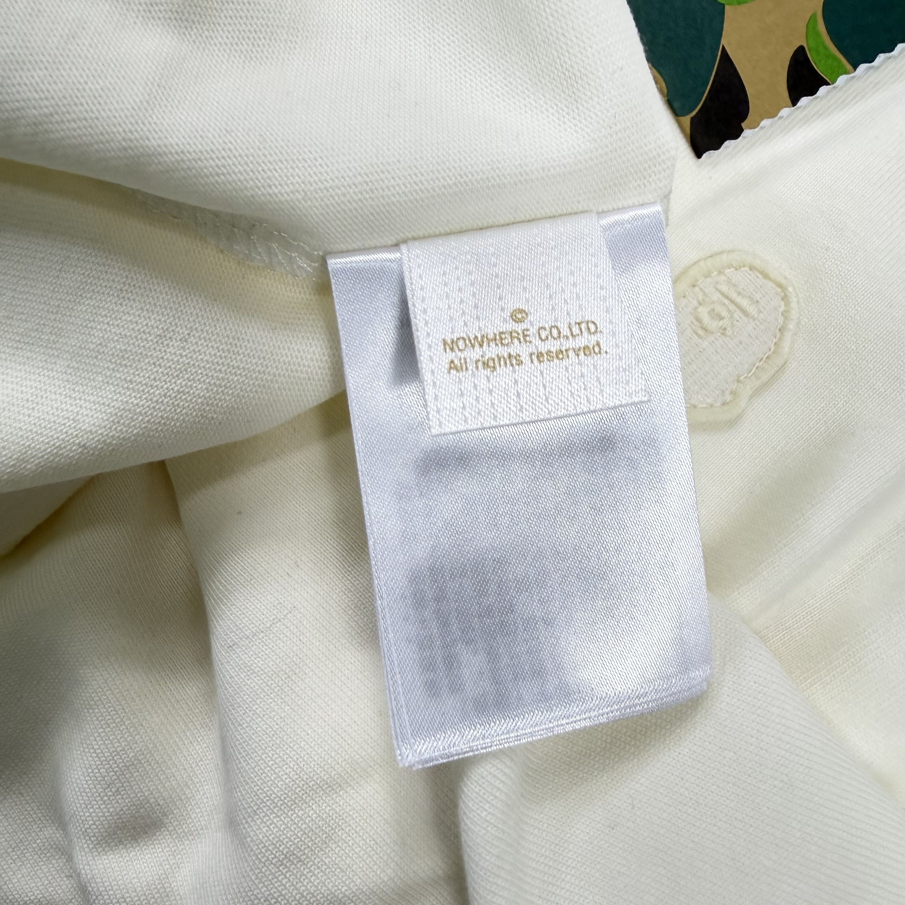 Bape A Bathing Ape BAPE Long Sleeve T-Shirt Cream Off-White Size US L / EU 52-54 / 3 - 11 Thumbnail