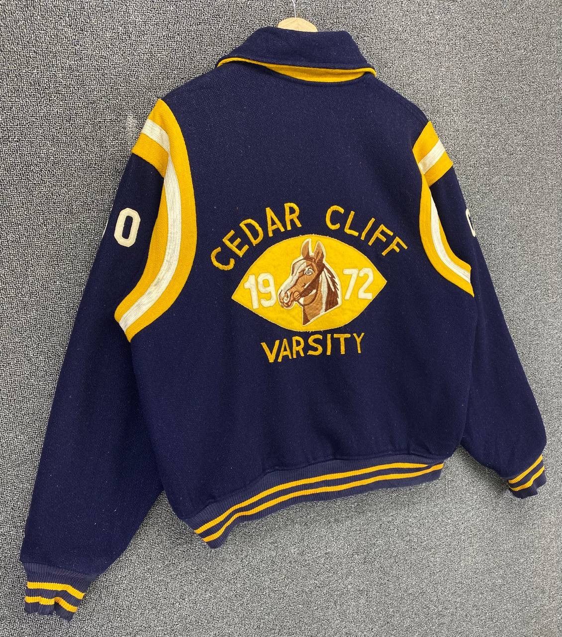 Vintage Vintage 70s Felco Cedar Cliff Wool Varsity Jacket Size US M / EU 48-50 / 2 - 2 Thumbnail