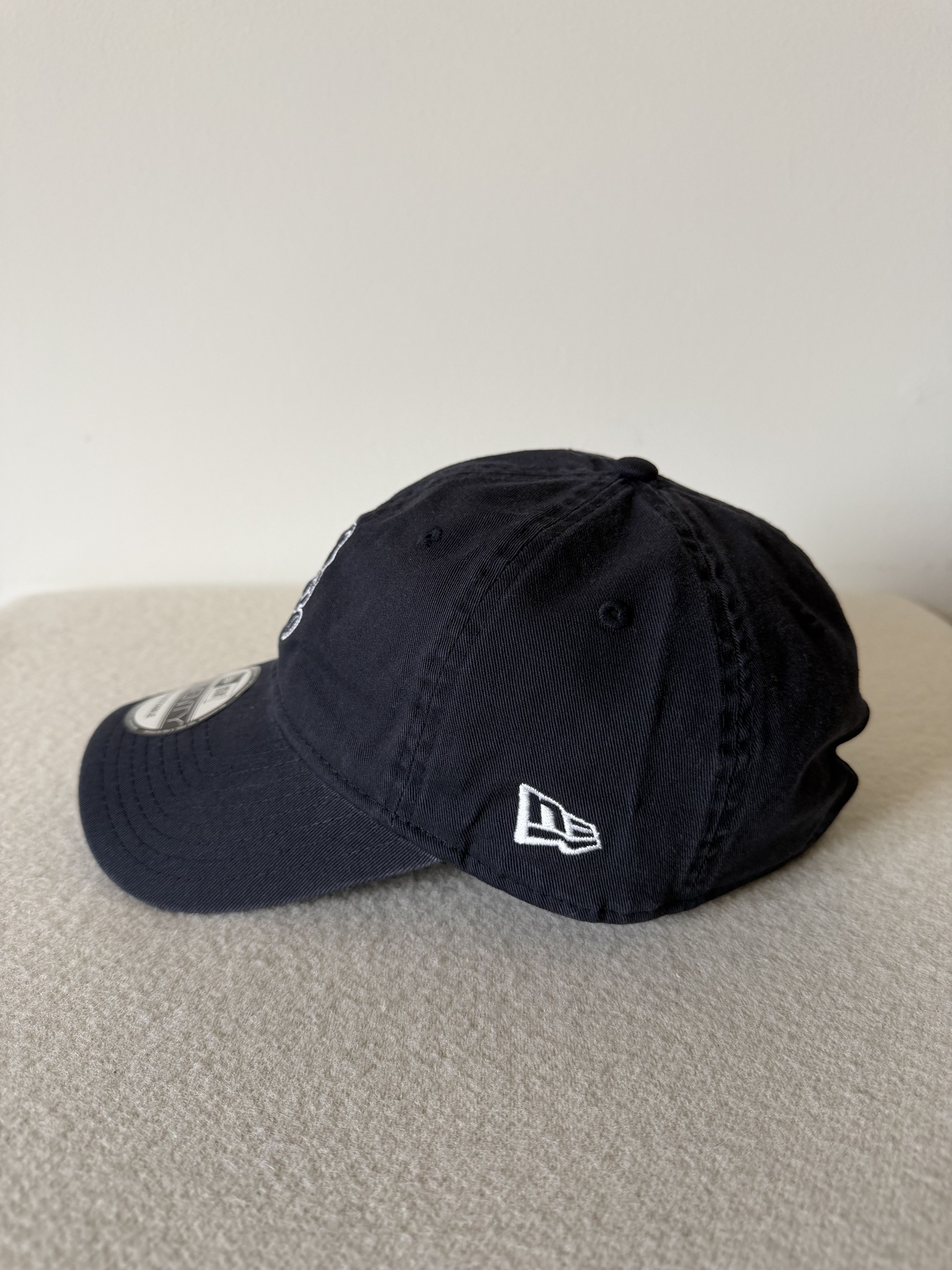New Era × Undercover Undercover New Era Teddy Bear 9Twenty Hat in Navy Blue Size ONE SIZE - 2 Thumbnail