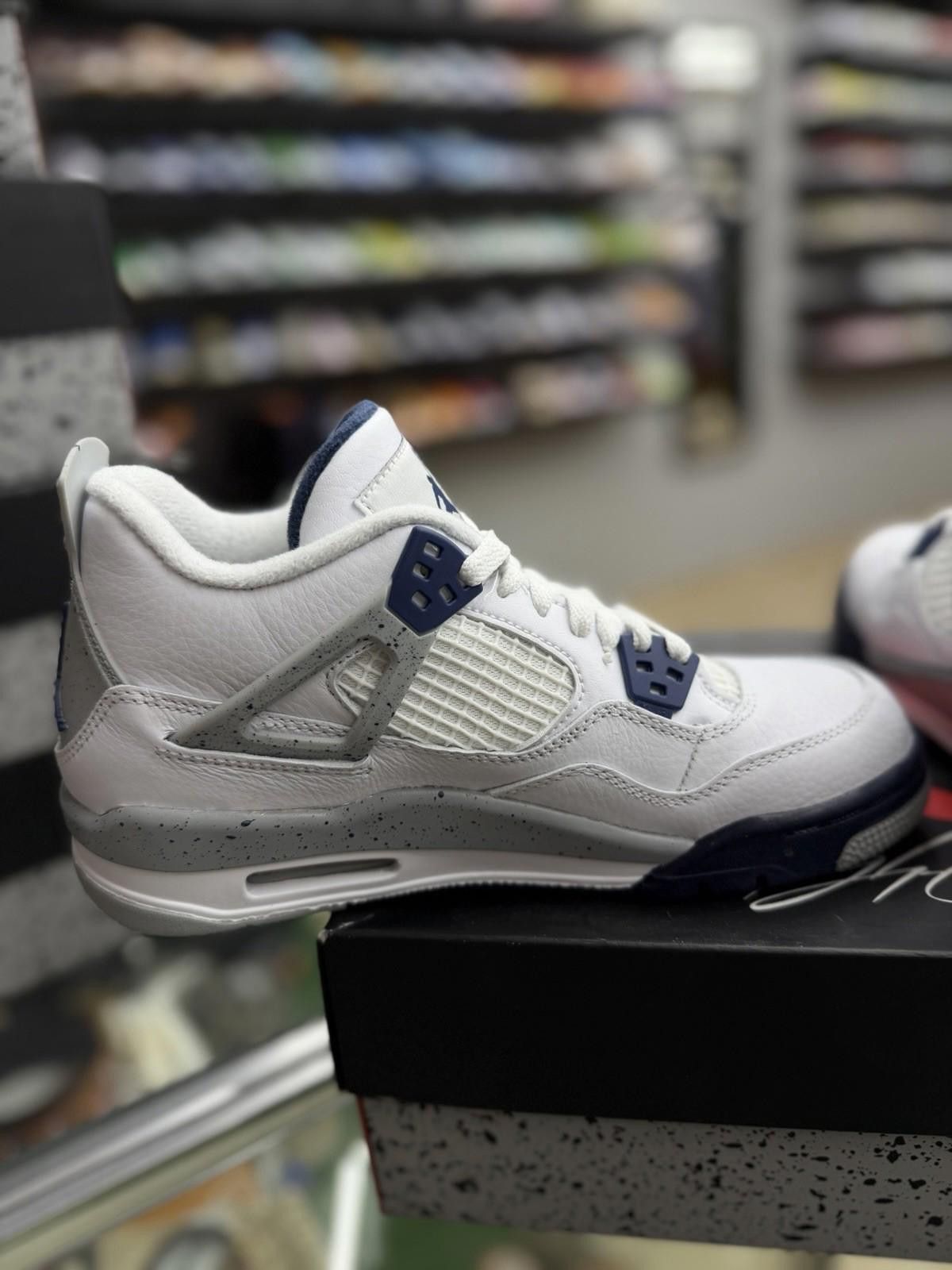 Jordan Brand Jordan Air Jordan 4 Retro GS 6Y/7.5W- 408452-140 - Size US 6 / EU 39 - 4 Thumbnail