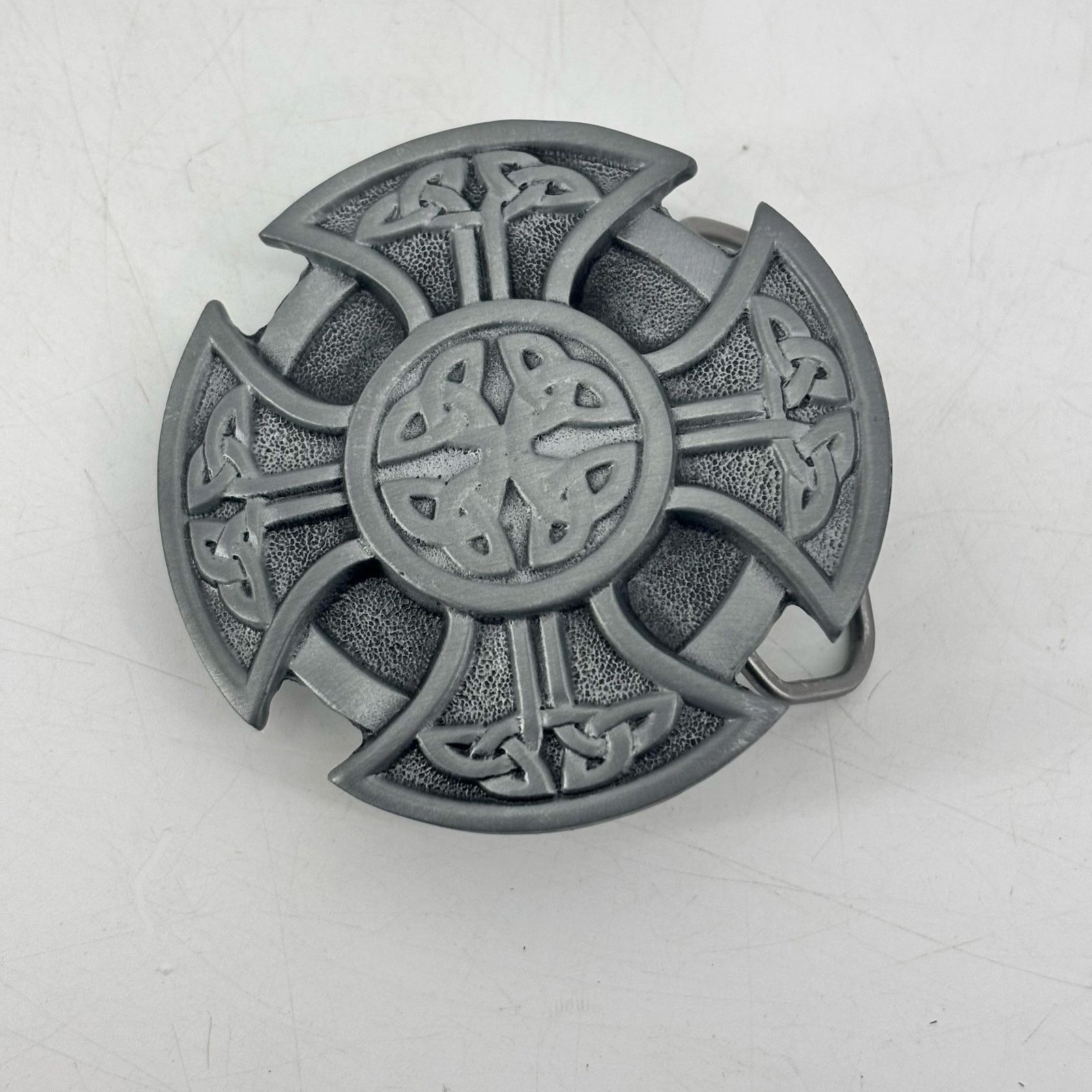 Vintage Celtic Knot Belt Buckle Pewter Gray Circle Cross Eternal Size ONE SIZE - 7 Thumbnail