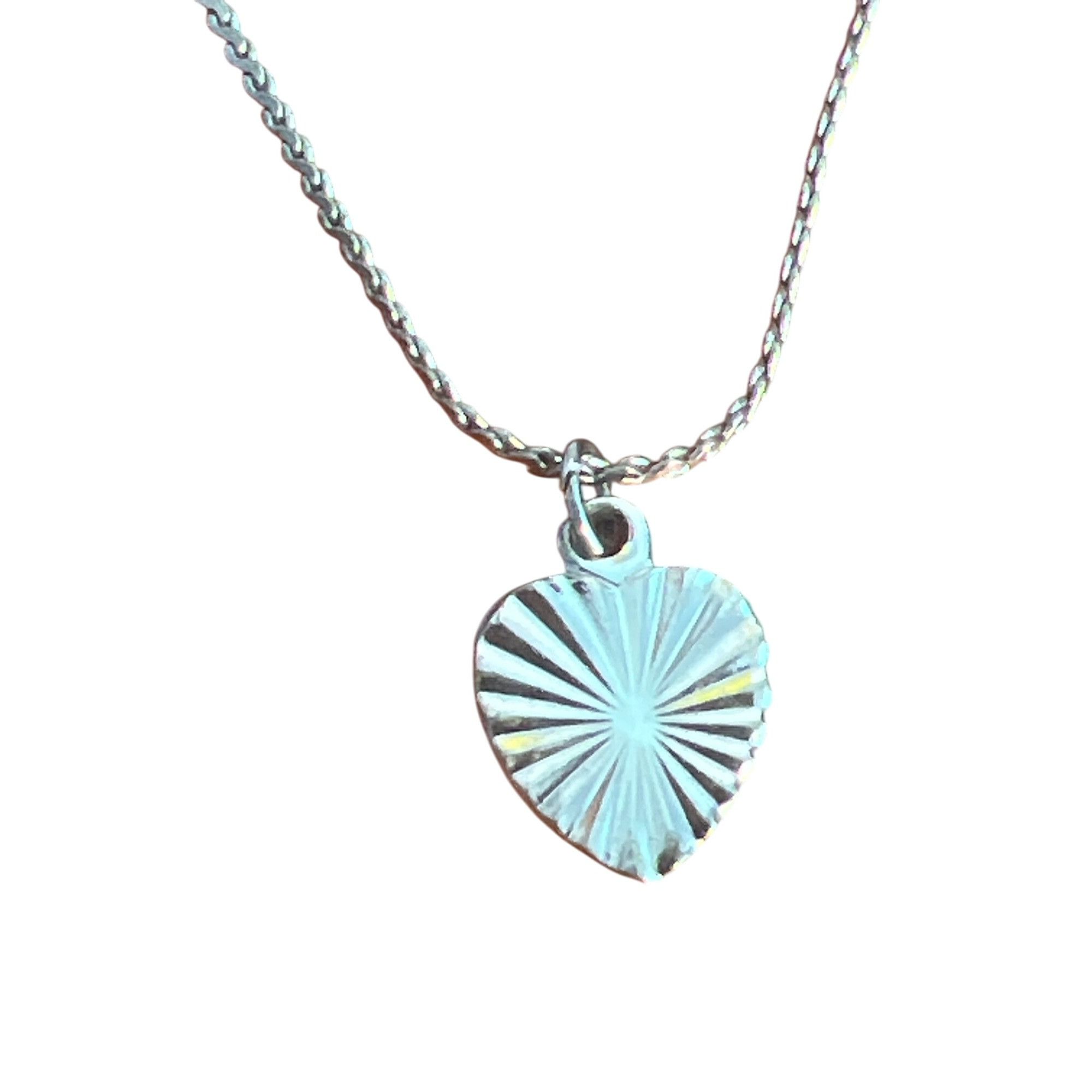 Other Vintage Dainty Silver Tone Necklace Notched Heart Pendant St Size ONE SIZE - 2 Thumbnail