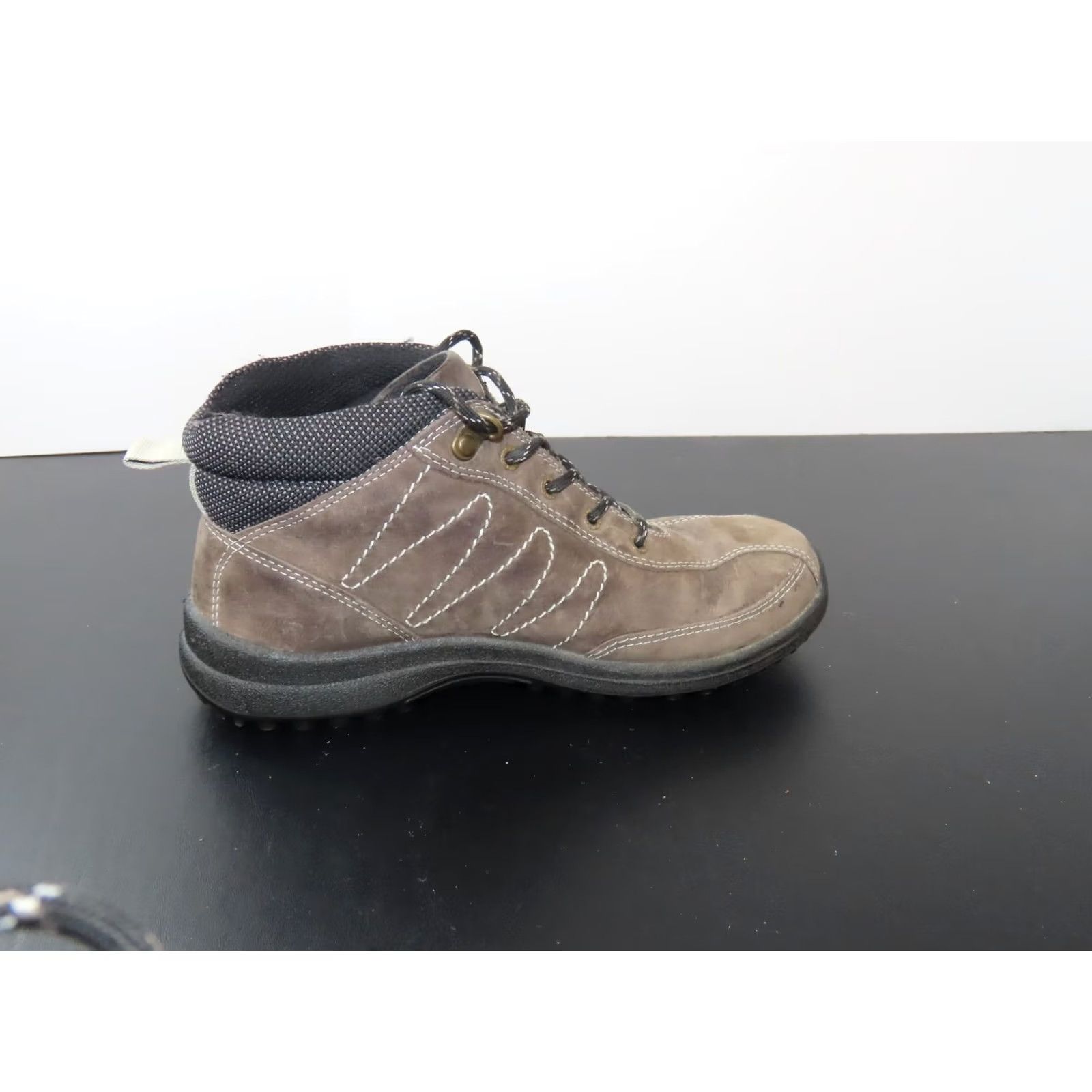 Vintage Hotter Haze Goretex Waterproof Women's Boot US Size 7 Leather Brown Ankle Bootie Lace Up Round Toe Flat Heel Waterproof Womens Boots Size US 5 / IT 35 - 5 Thumbnail
