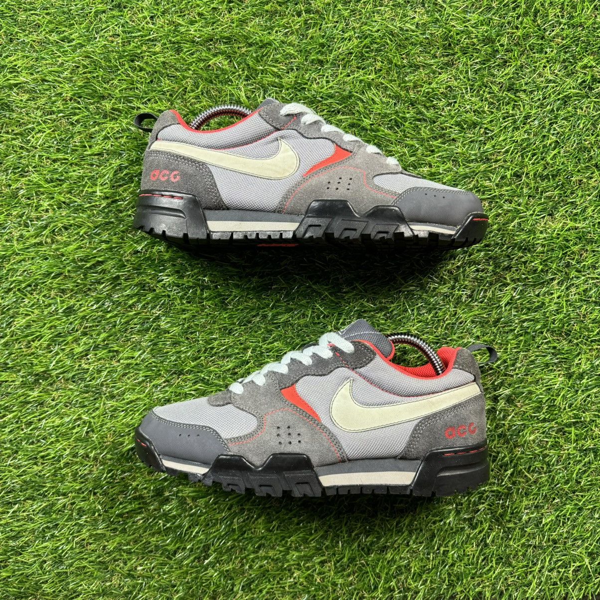 Nike ACG ACG Pyroclast Grey and red Nike shoes trainers sneakers Size US 8.5 / EU 41-42 - 2 Thumbnail