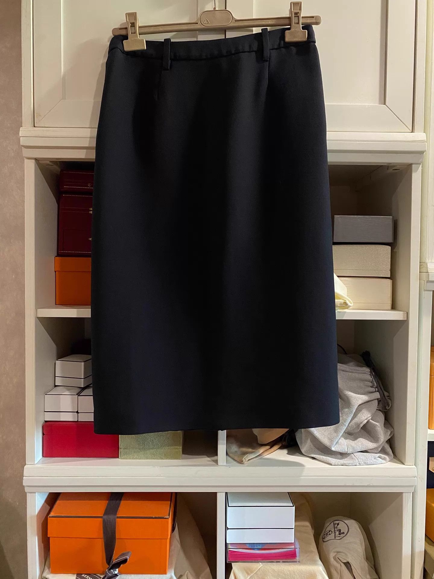 Prada Prada Wool & Silk One-Piece Skirt 40S Waist-Adjust Size 27" / US 4 / IT 40 - 2 Thumbnail