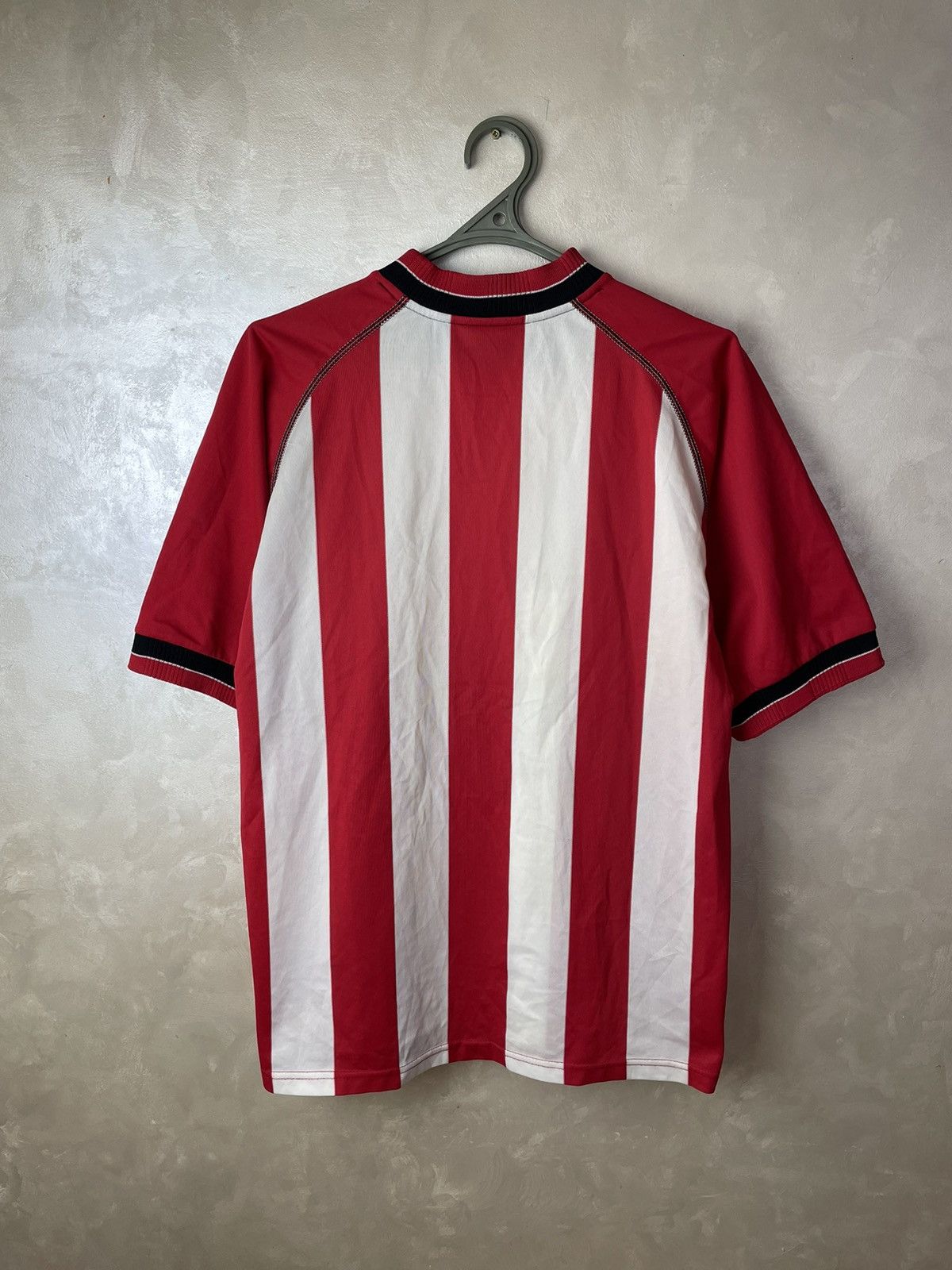Vintage Southampton 2003 - 2005 home Soccer Jersey football shirt L Size US L / EU 52-54 / 3 - 10 Thumbnail