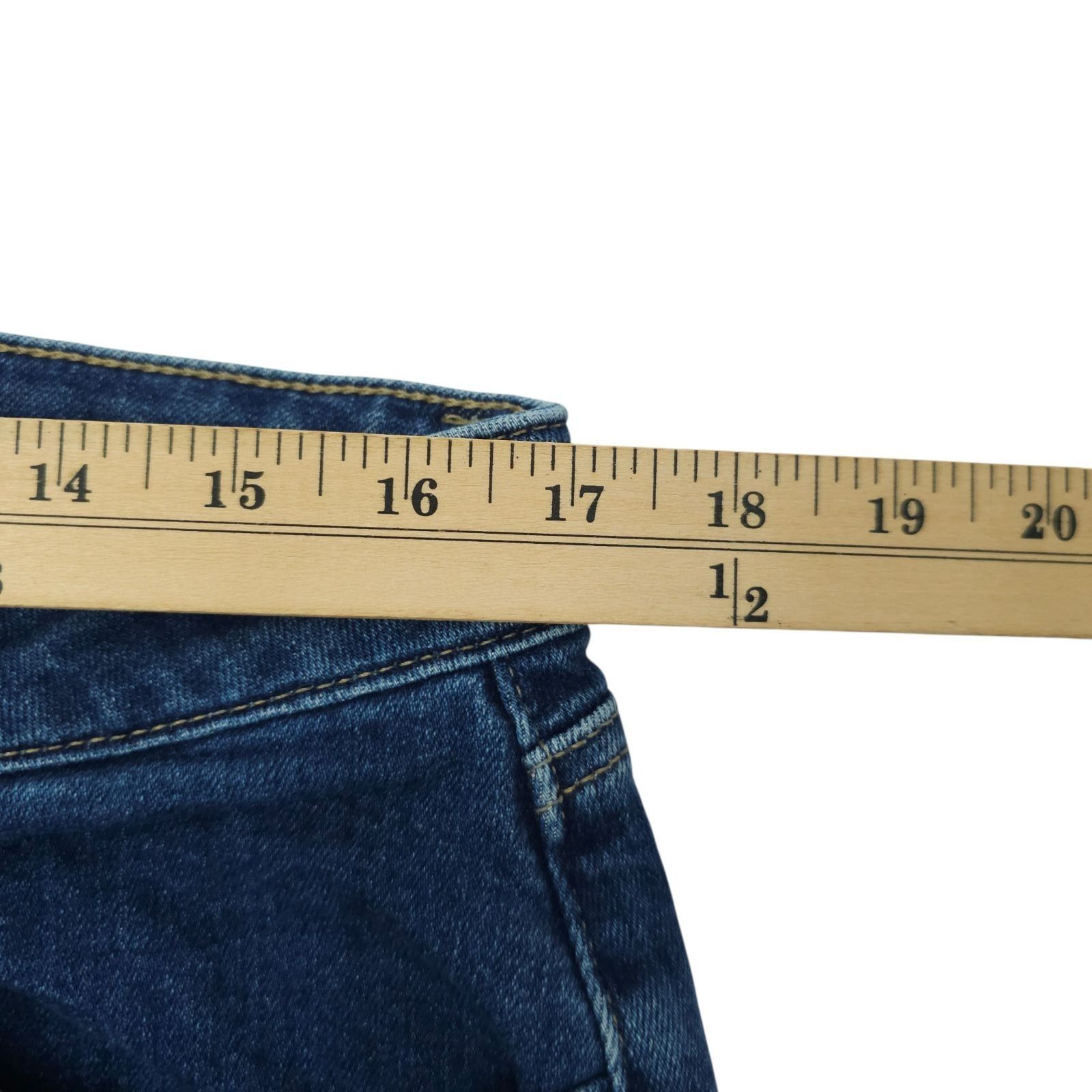 Loft Loft Curvy Super Soft Girlfriend Jeans 14 High Waisted Denim Size 36" / US 14 / IT 50 - 14 Thumbnail