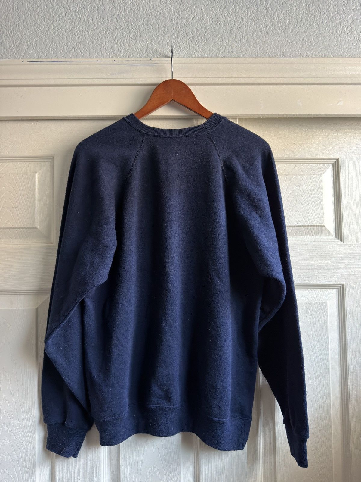 Soffe Vintage 80s Navy Raglan Soffe Crewneck Size L Size US L / EU 52-54 / 3 - 4 Thumbnail