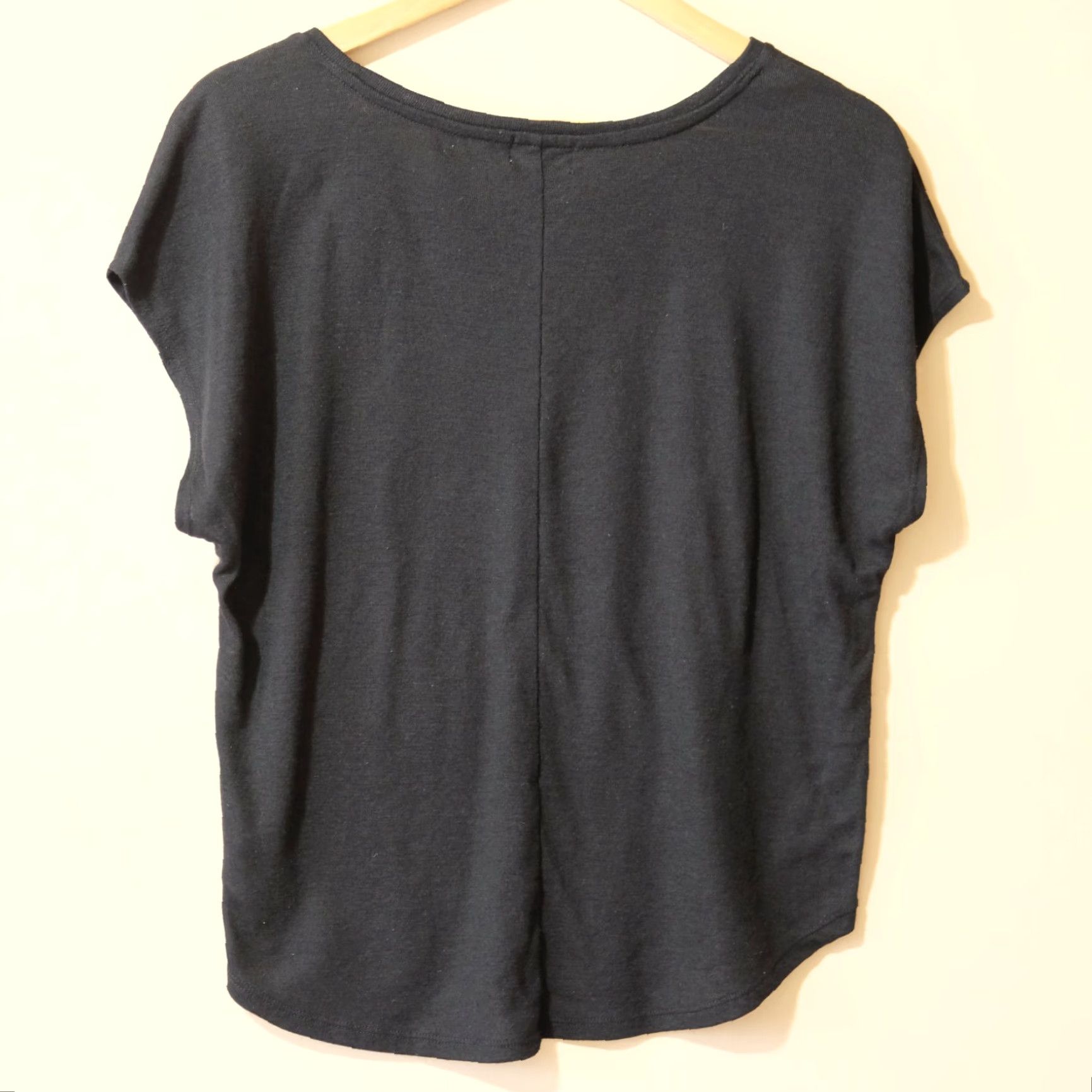 Old Navy Old Navy Black Knit Short Sleeve Relaxed Tee Women’s S Lightweight #p30-96 Size 28" / US 6 / IT 42 - 6 Thumbnail