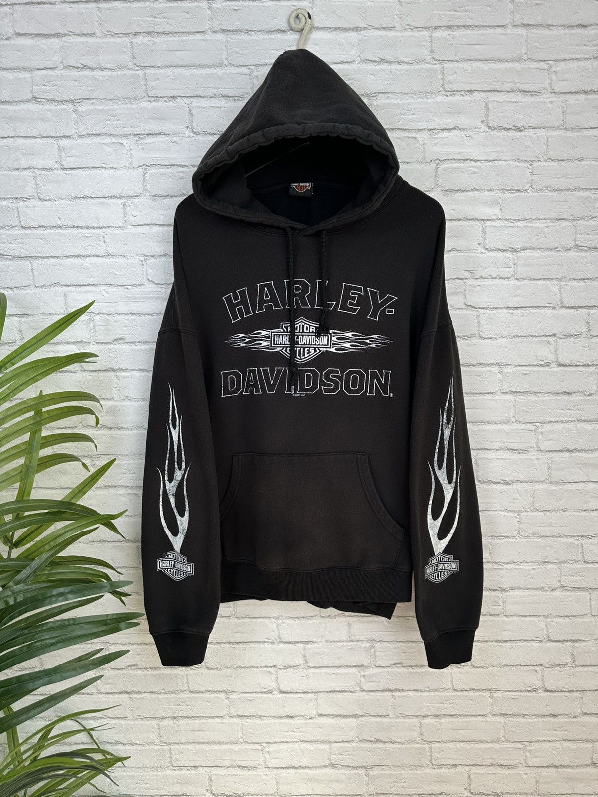 Harley Davidson (3XL) SICK FLAMES FADED Black Harley Davidson Hoodie Size US XXL / EU 58 / 5 - 2 Thumbnail