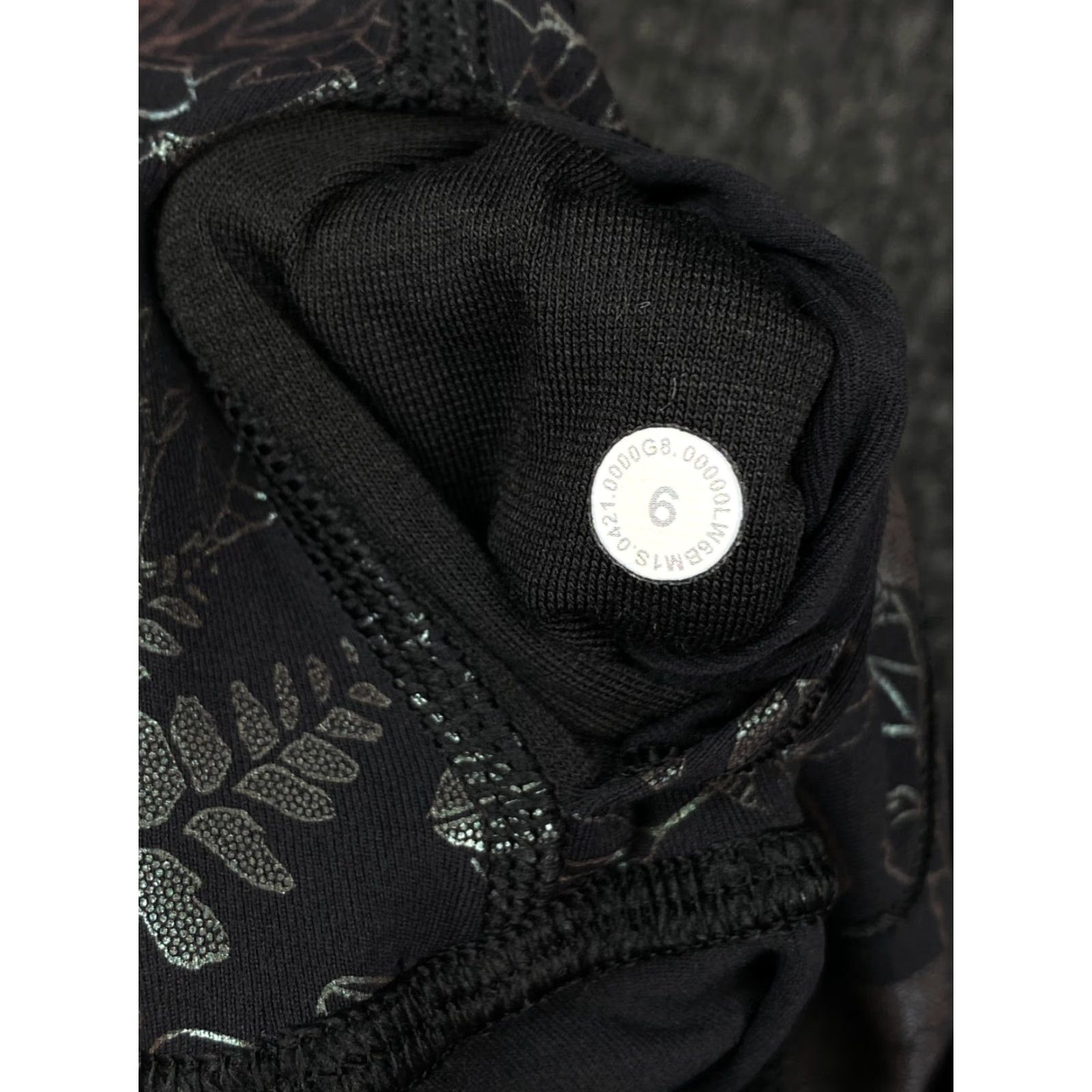 Lululemon Lululemon Wunder Under High Rise Tight 6 Yoga Pants Shine Floral All Over Print Womens Skinny Black 6 Inseam 25 in Cropped Stretch Moisture Wicking Size 28" / US 6 / IT 42 - 6 Thumbnail