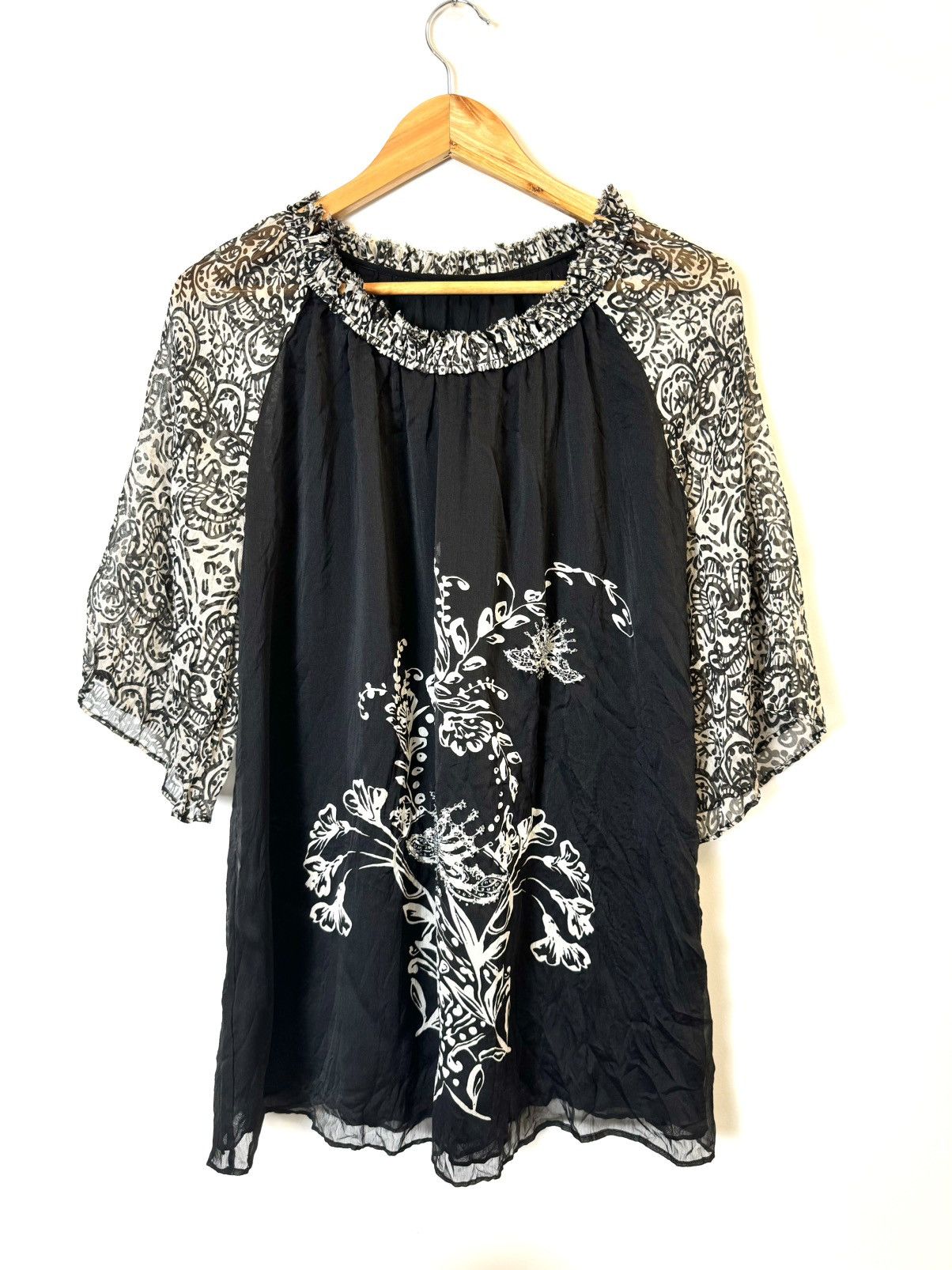 Other Black white ruffle sleeves bohemian blouse Size M / US 6-8 / IT 42-44 - 1 Thumbnail