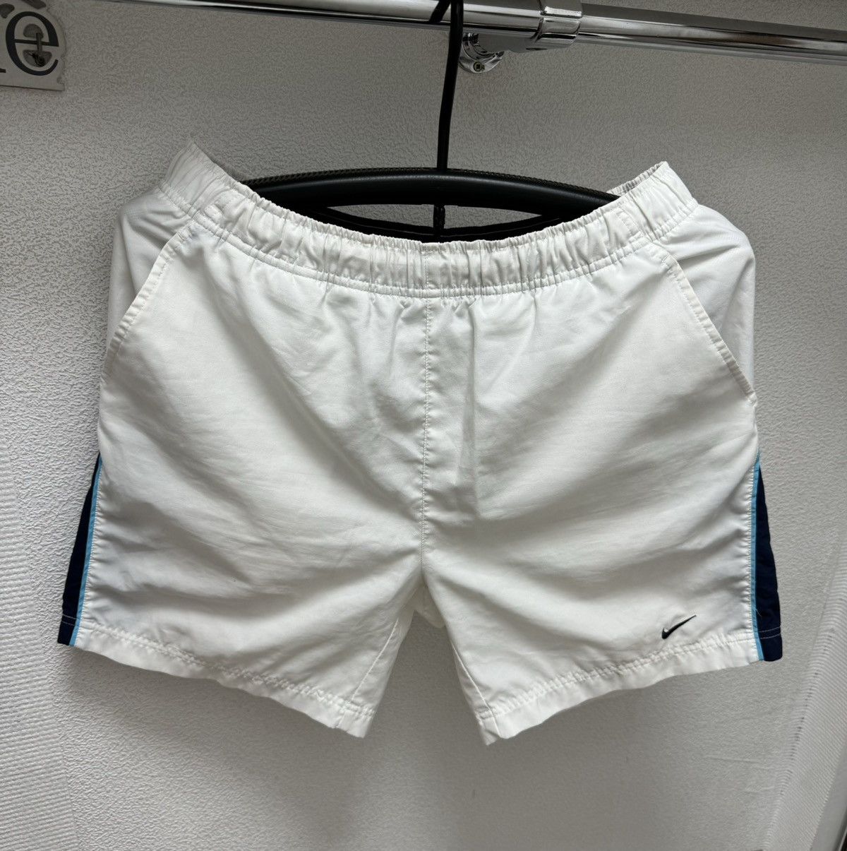Nike Nike vintage shorts L sz 34 rare Size US 34 / EU 50 - 1 Thumbnail