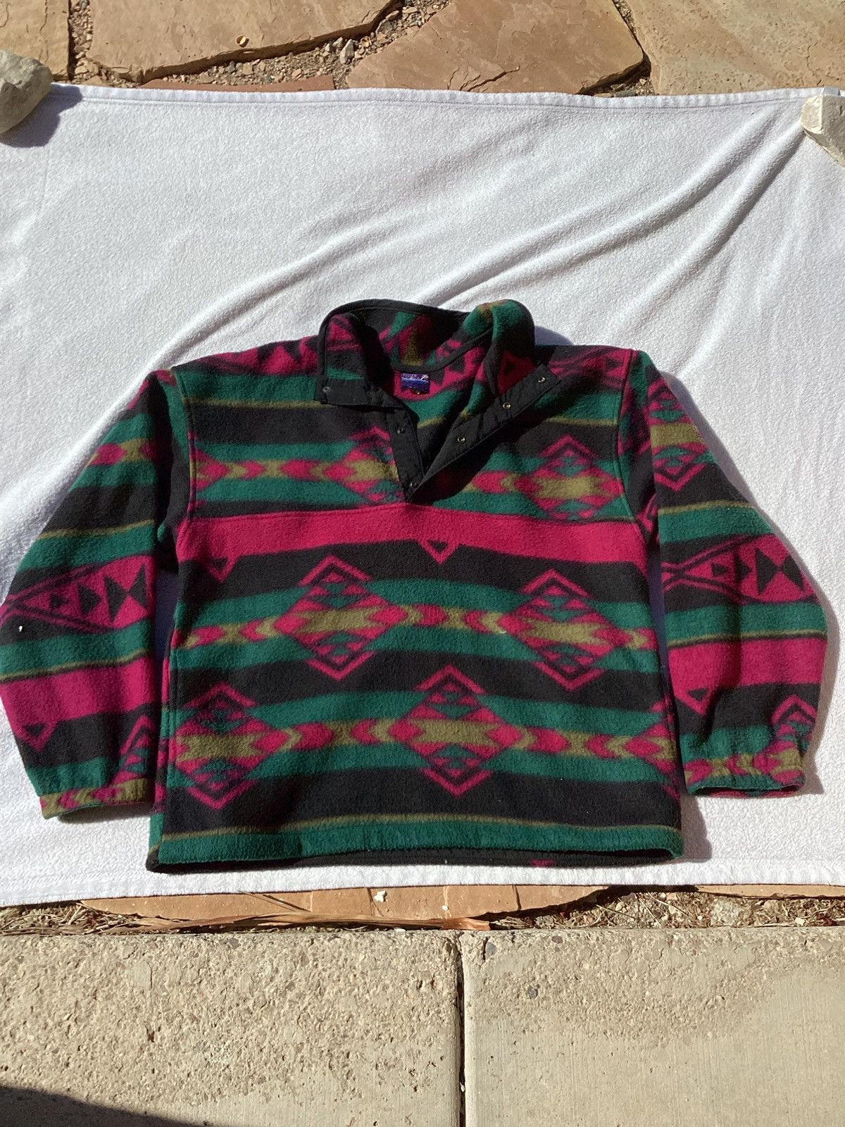 White Sierra 90s white Sierra USA made native multicolor polyester jacket Size US XL / EU 56 / 4 - 1 Thumbnail