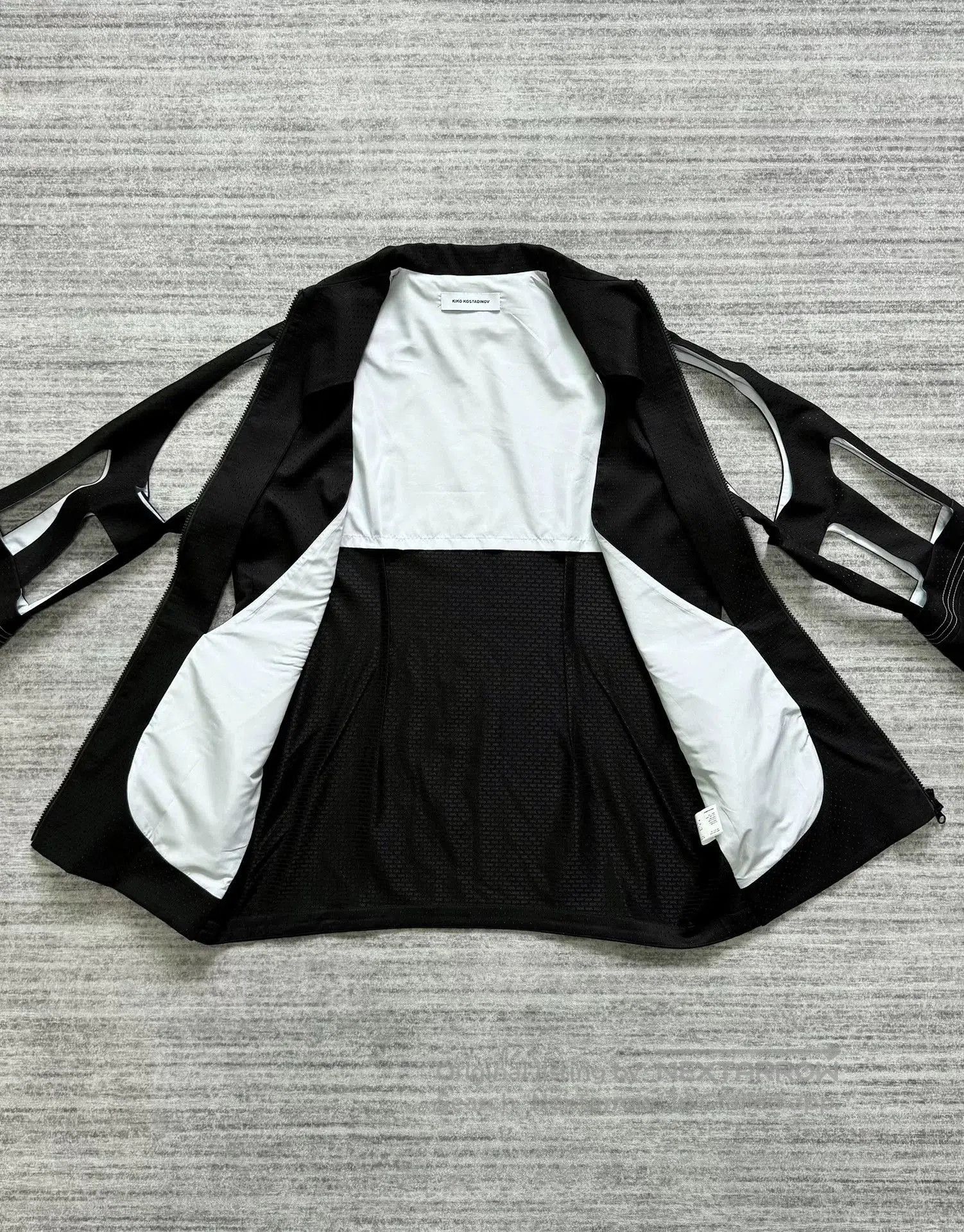 Kiko Kostadinov Kiko Kostadinov Hydra Shell Jacket. Size US M / EU 48-50 / 2 - 3 Thumbnail