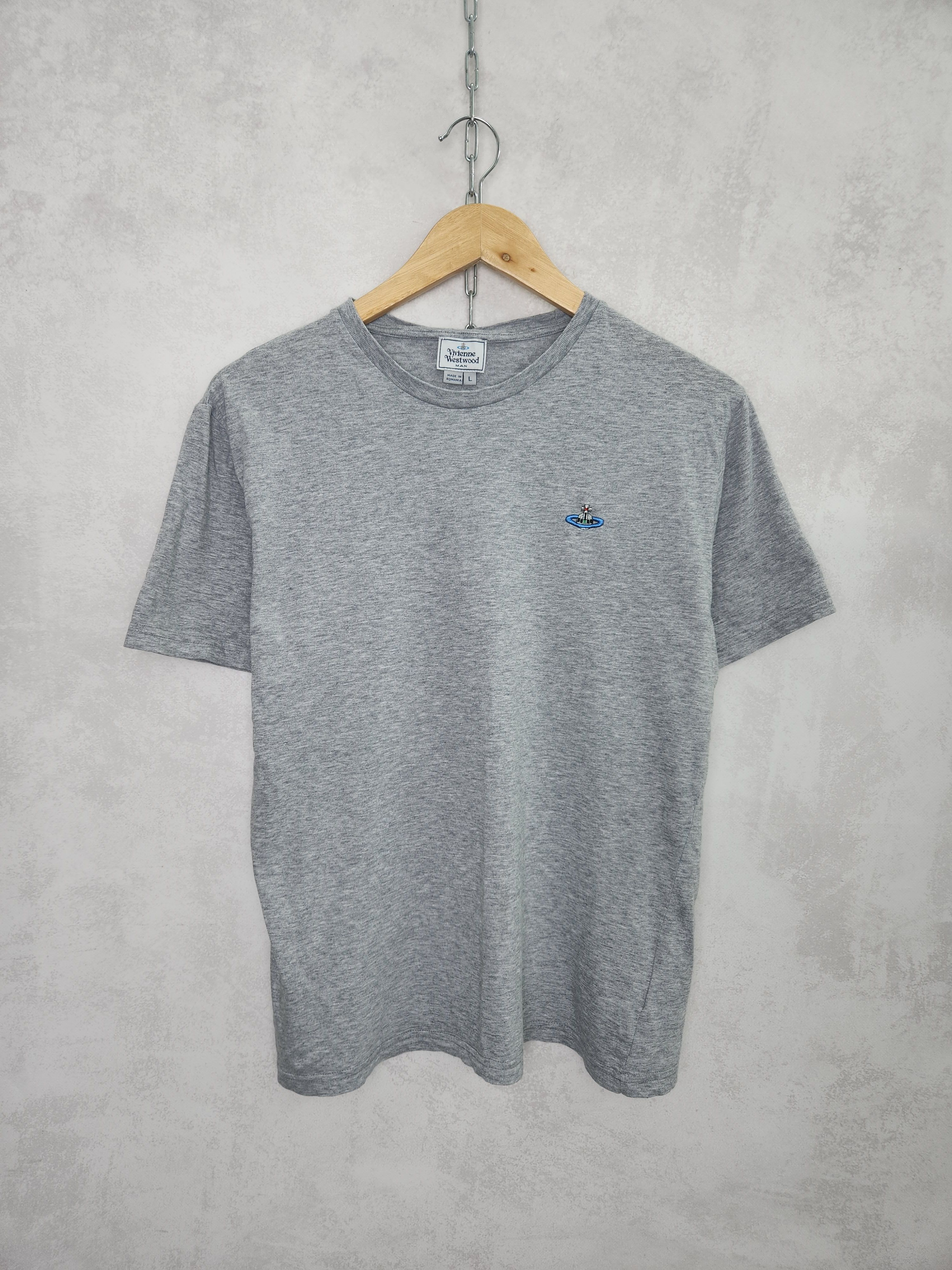Vivienne Westwood Vivienne Westwood Man basic gray t shirt logo size L Size US L / EU 52-54 / 3 - 1 Thumbnail