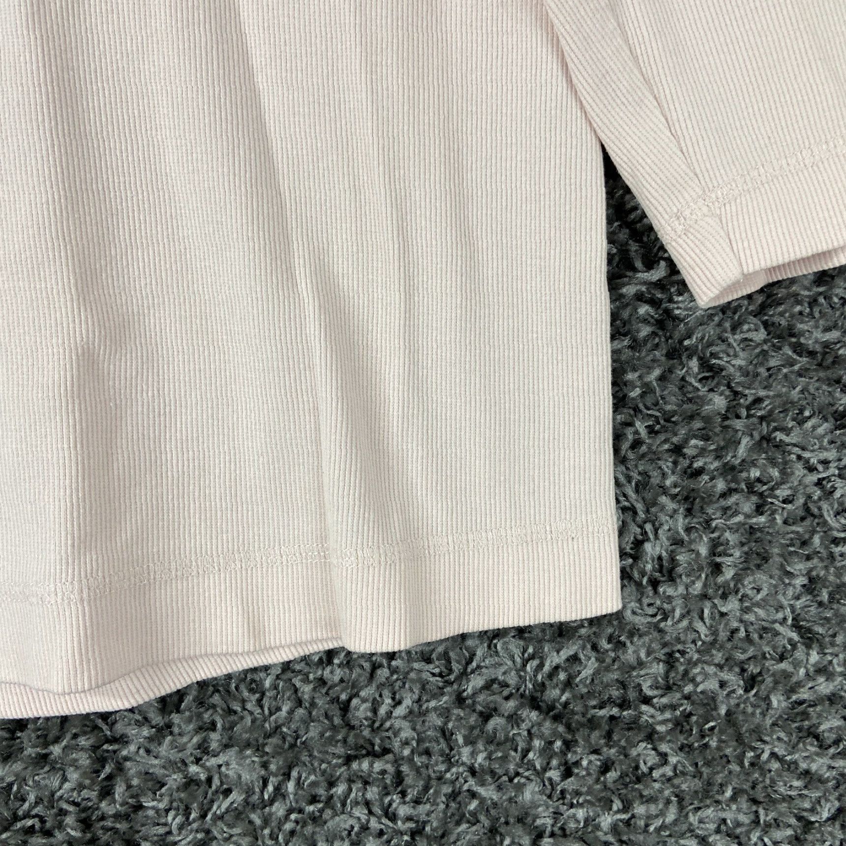 Eddie Bauer VINTAGE? Wait: Eddie Bauer Pink Blouse Women L V-Neck Blouse Women Adult Large Pink V-Neck Eddie Bauer Womens L Size L / US 10 / IT 46 - 2 Thumbnail