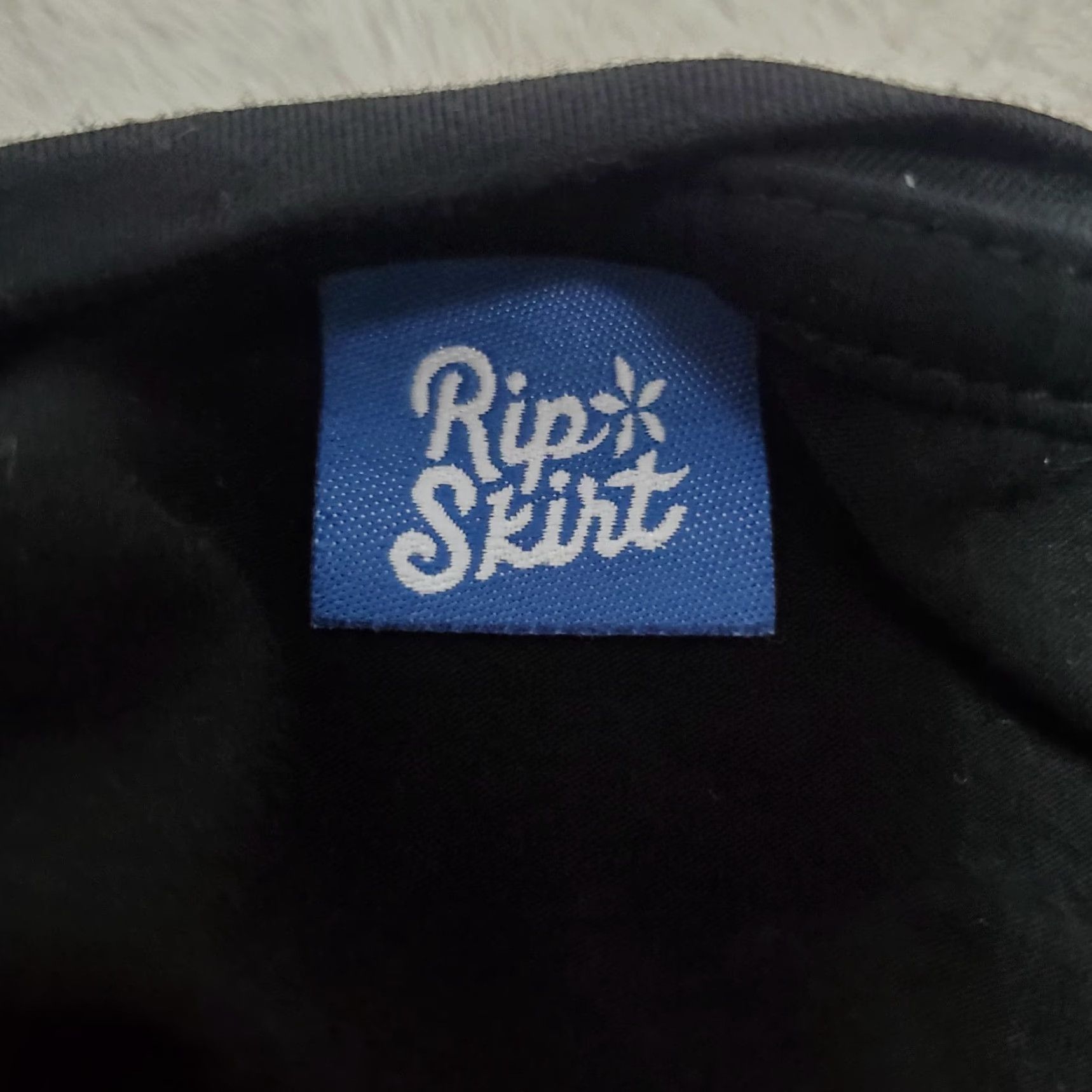 Vintage Rip Skirt T-Shirt Women L Black Modal Spandex Casual Basic Capsule Everyday Top Short Sleeve Pullover Knit Shirt Size L / US 10 / IT 46 - 3 Thumbnail