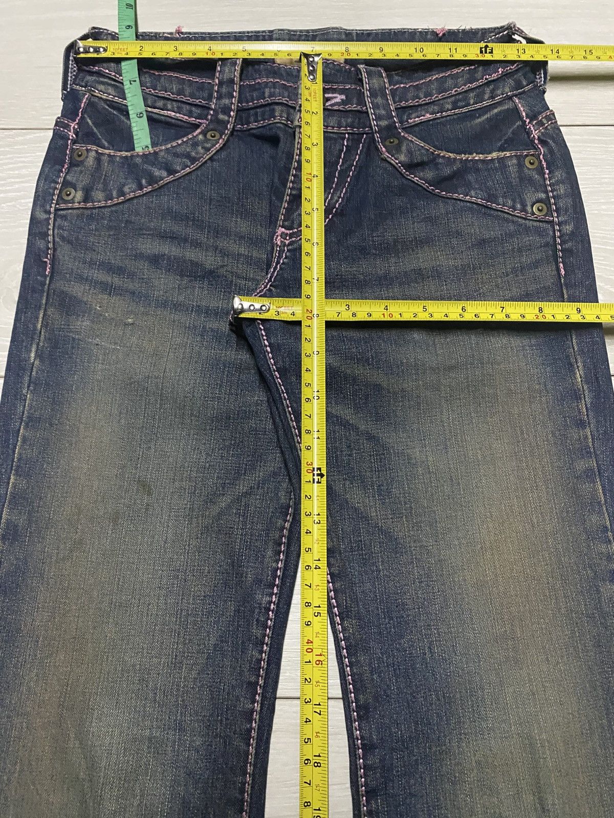 Japanese Brand Woman Vintage Japanese Brand Mud Wash Distressed Flare Jeans Size US 26 / EU 42 - 11 Thumbnail