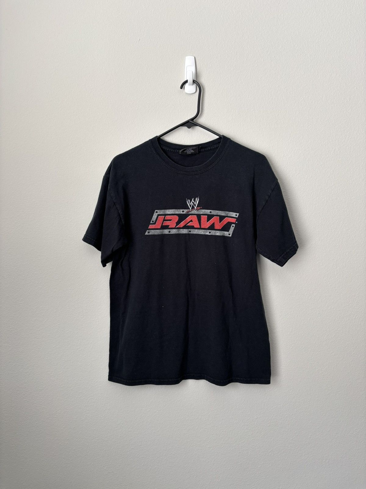 WWE Vintage Y2K WWE RAW T-Shirt Monday Night Raw Wrestling Tee Size US M / EU 48-50 / 2 - 1 Thumbnail