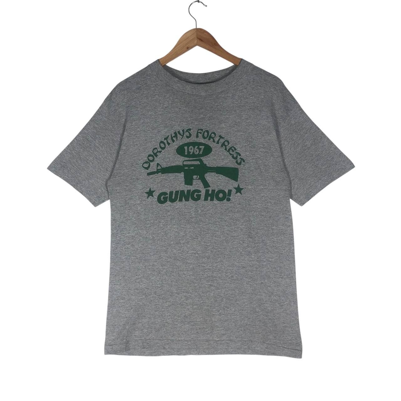FUCT Vintage FUCT Dorothys Fortress Gung Ho! T-Shirt Size US M / EU 48-50 / 2 - 1 Thumbnail
