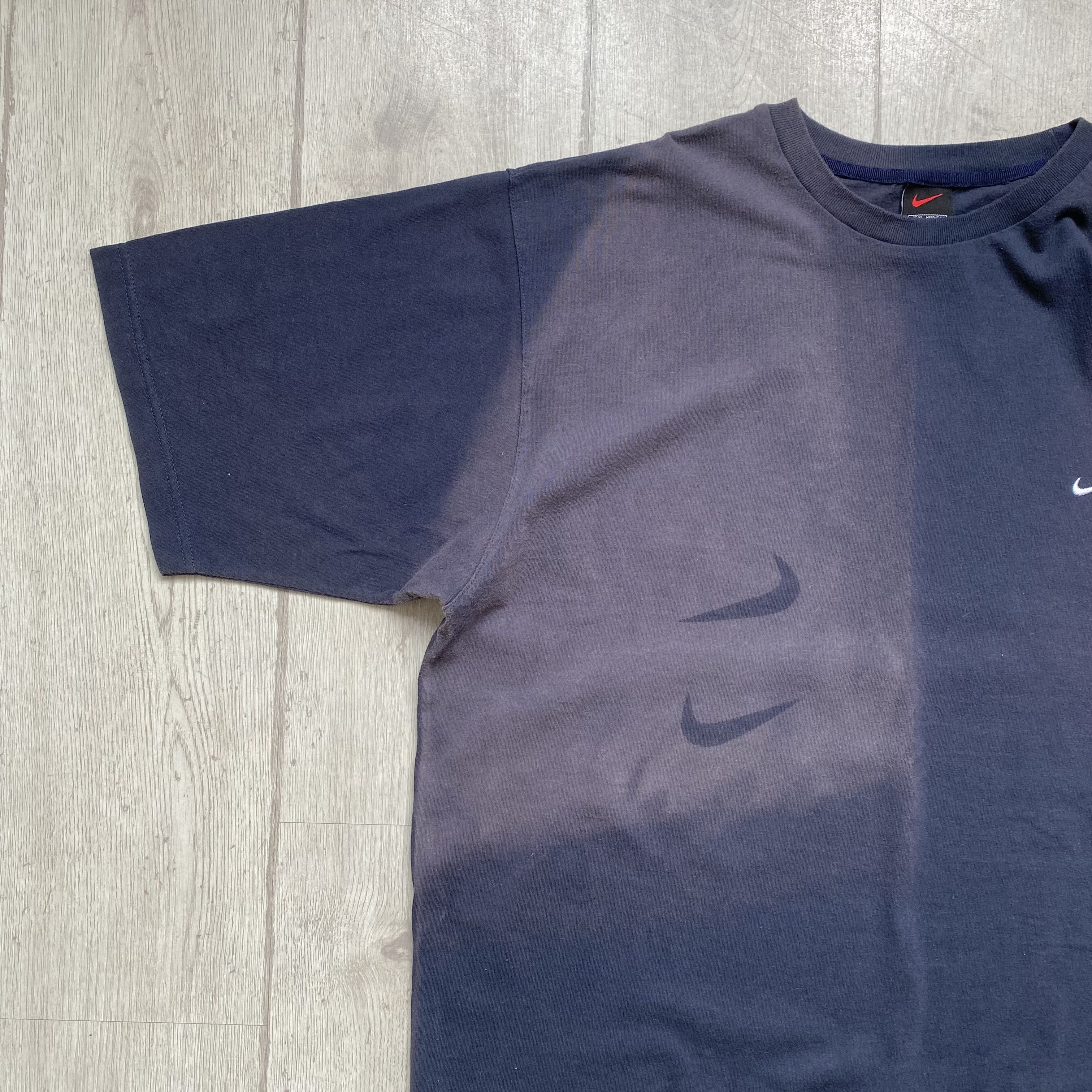 Nike 🦏 Vintage 90s Sun Faded Nike heavy tee oversized Size US XL / EU 56 / 4 - 6 Thumbnail