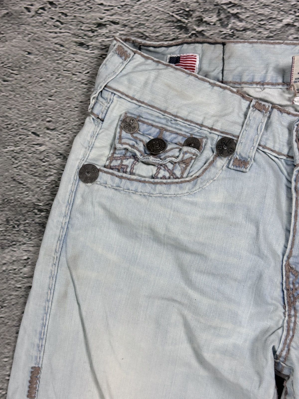 True Religion True Religion light blue jeans beige stitching Ricky Super T Size US 31 - 8 Thumbnail