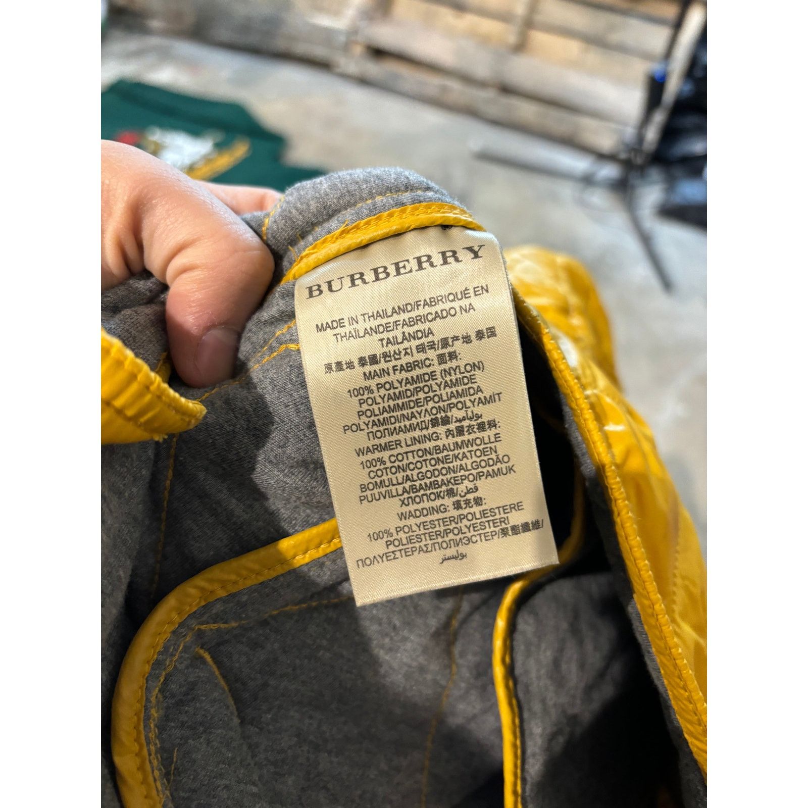 Burberry Burberry Light Jacket Yellow Used XL Size US XL / EU 56 / 4 - 3 Thumbnail