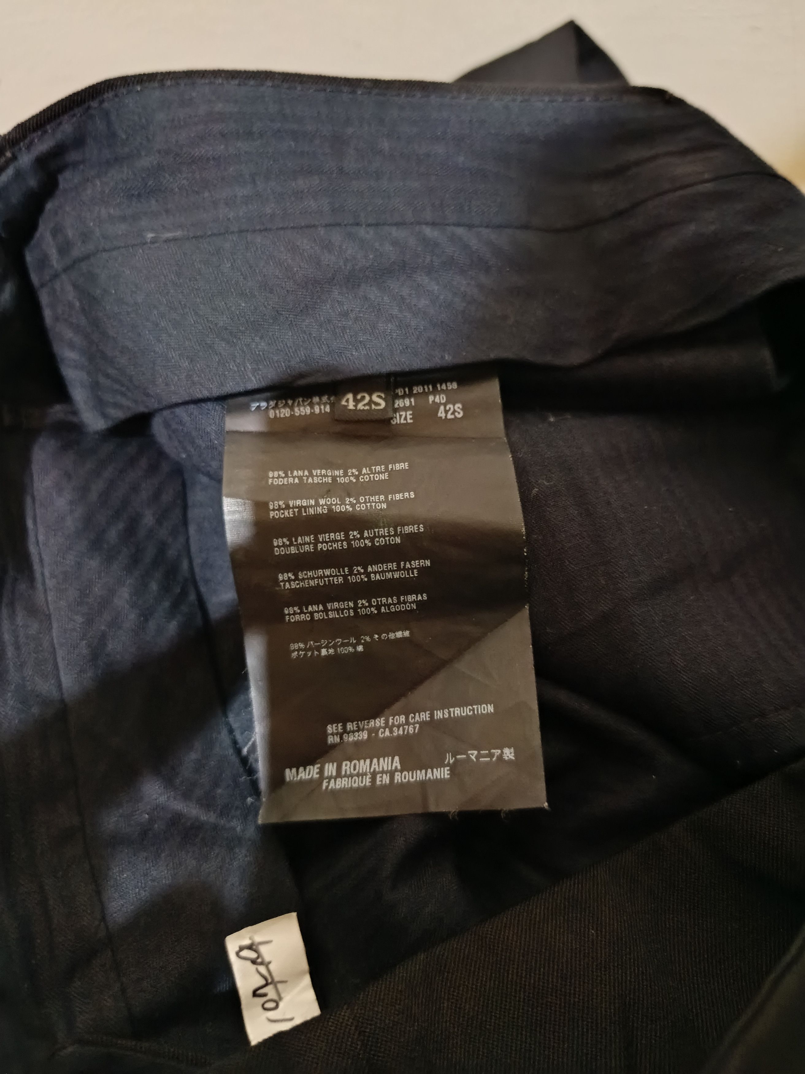 Prada Prada black capri pants Size 33" - 8 Thumbnail
