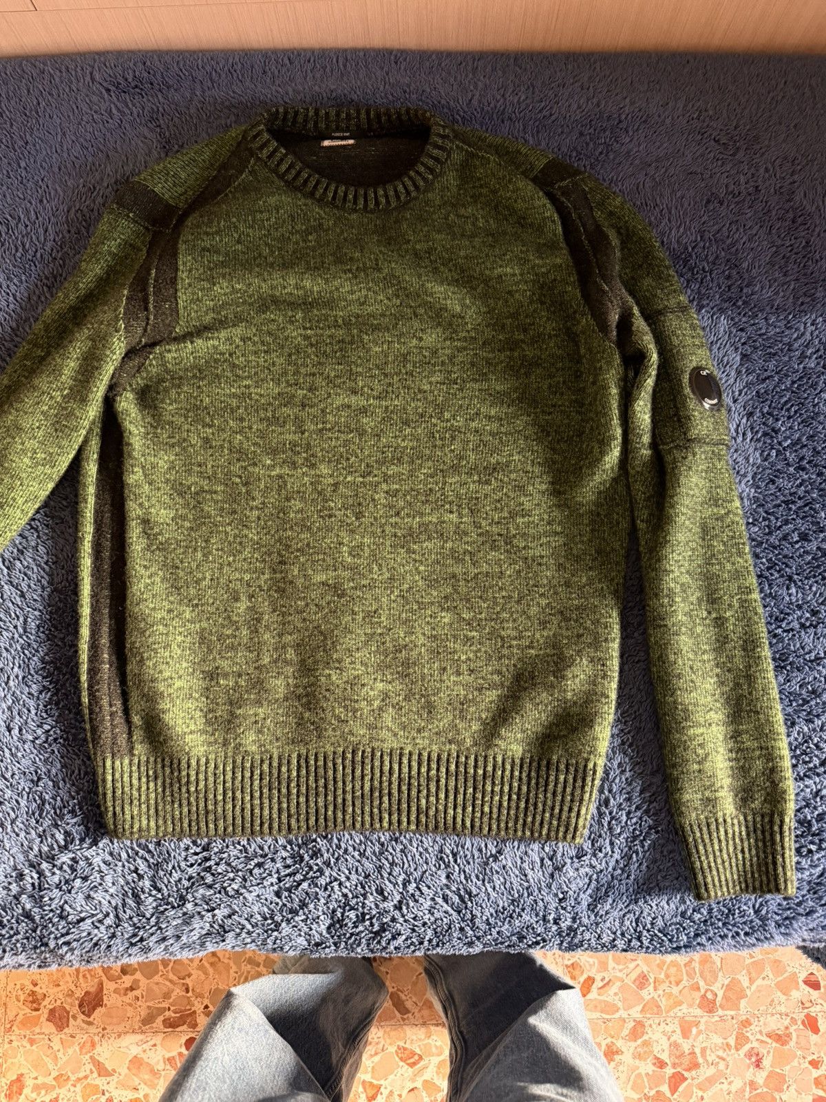 C.P. Company C.P. Company Lens Crewneck Sweater Green Camouflage Size US S / EU 44-46 / 1 - 1 Thumbnail