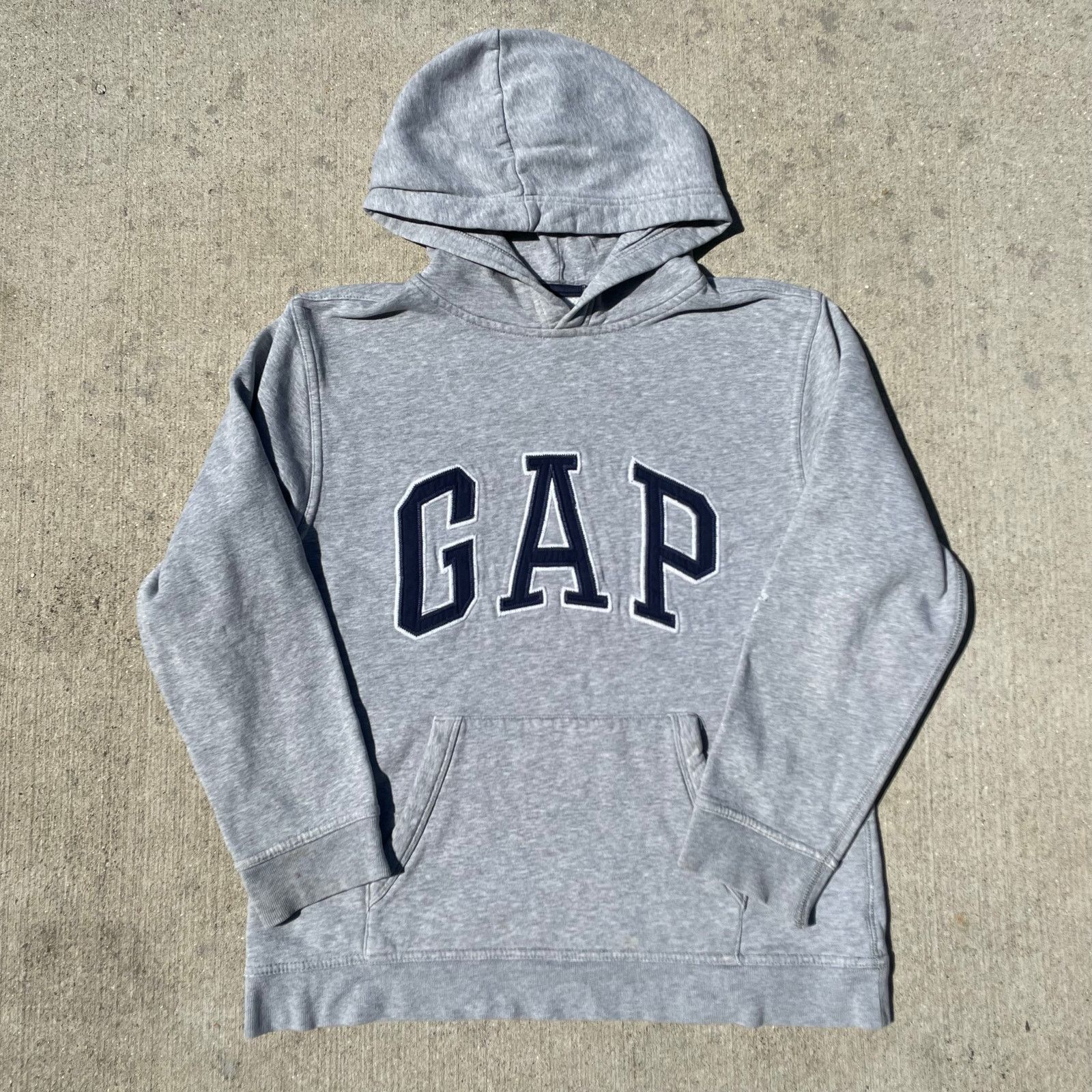Gap GAP Hoodie Grey Spellout Pullover Size S M 19x23 Casual Y2K Size US S / EU 44-46 / 1 - 1 Thumbnail
