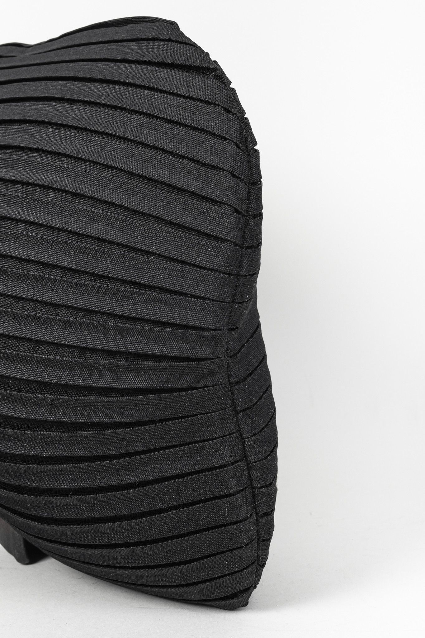 Issey Miyake Issey Miyake Pleats Please Black U Tote Bag Size ONE SIZE - 5 Thumbnail