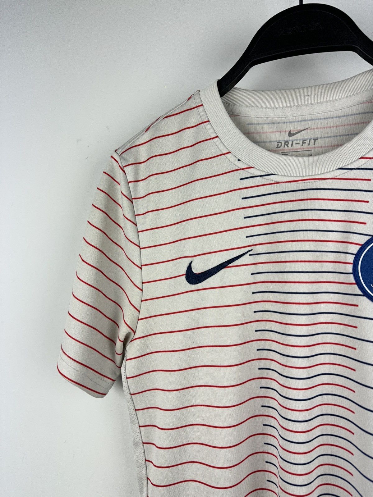 Nike Nike PSG Paris Saint Germain Soccer Jersey Size US XS / EU 42 / 0 - 2 Thumbnail