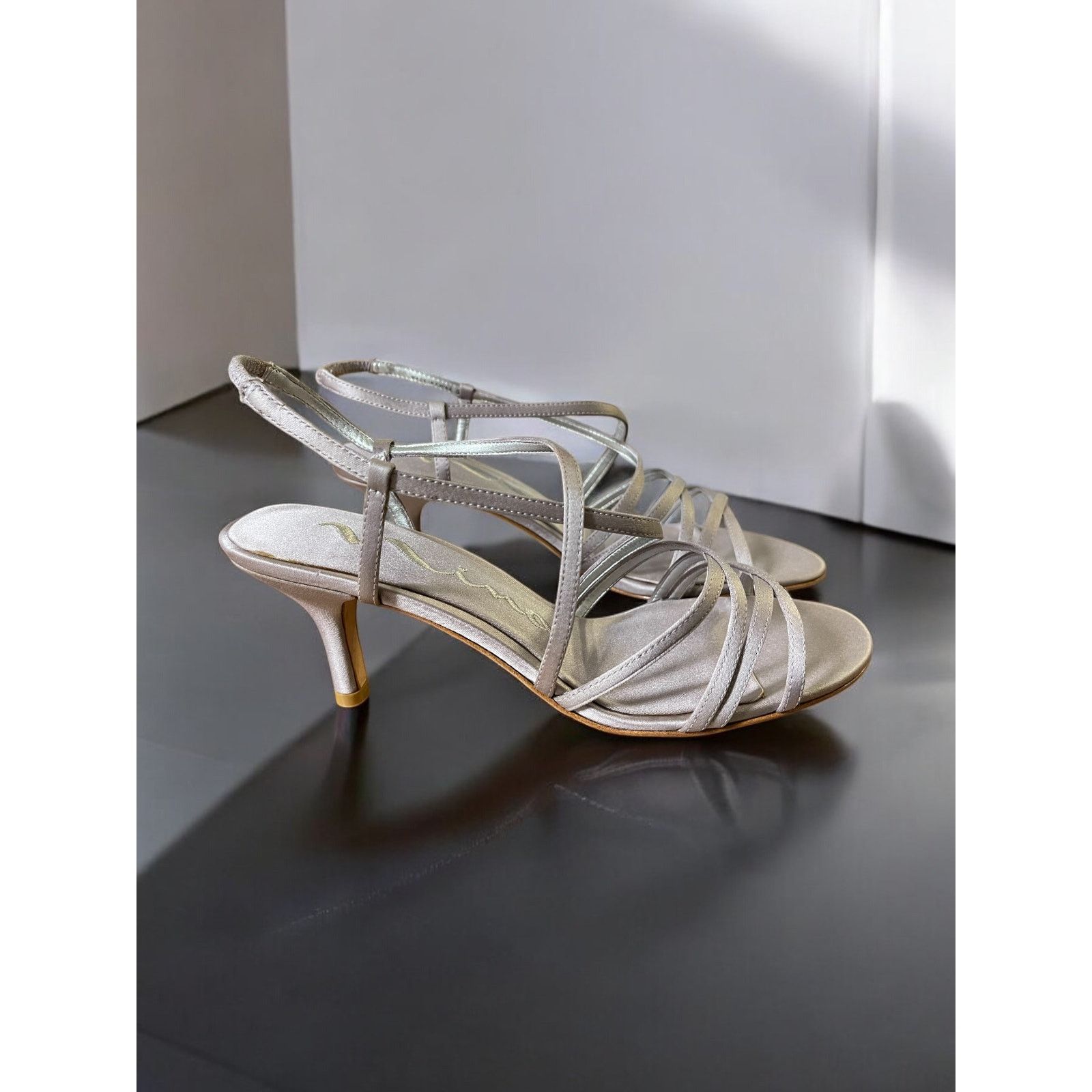 Unknown London Nina Light Purple Sandals Pumps Heels Shoes Size 6.5 Leather Size US 6.5 / IT 36.5 - 2 Thumbnail
