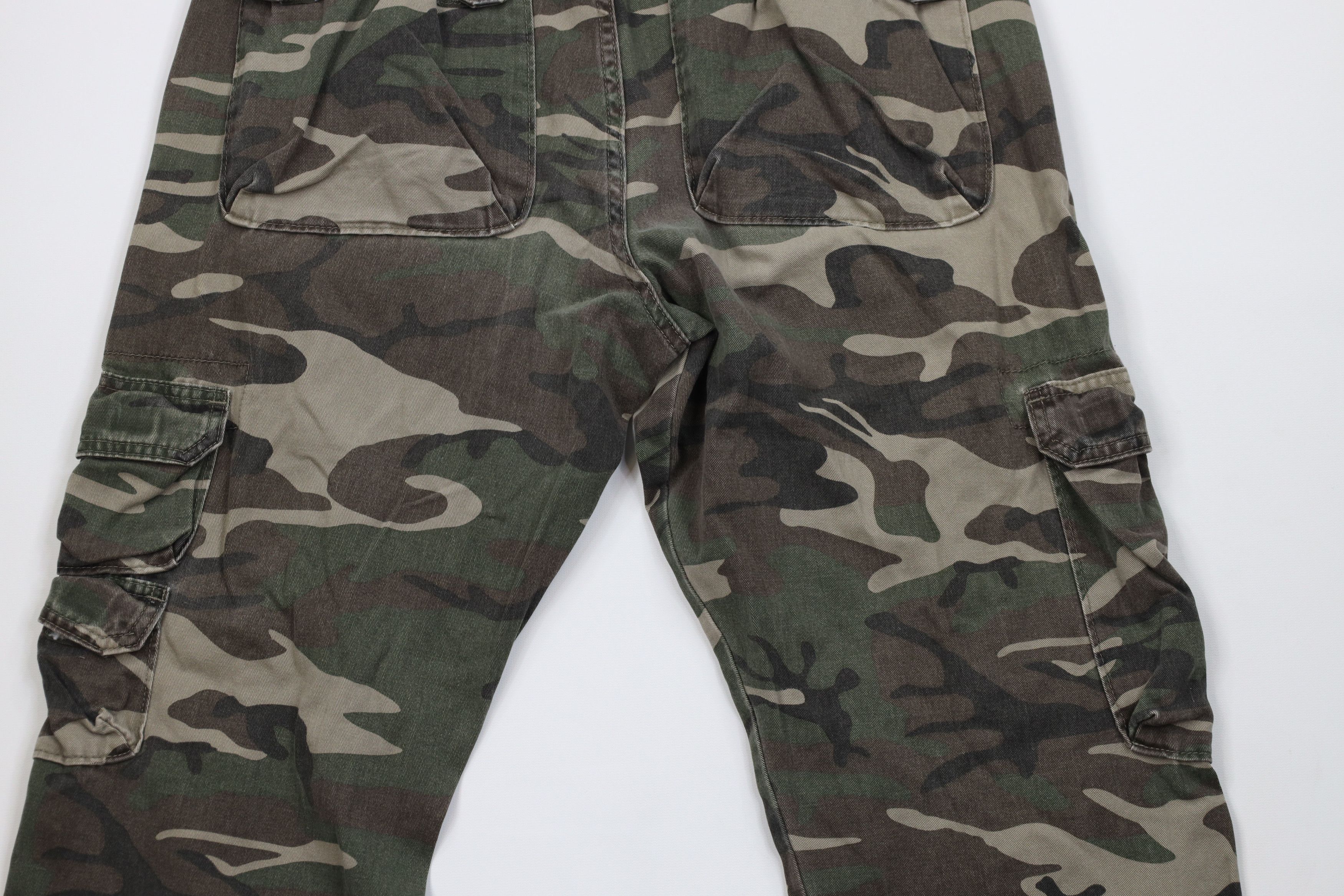 Wrangler Vintage Y2K Wrangler Wide Leg Camouflage Cargo Pants Cotton Size US 32 / EU 48 - 12 Thumbnail